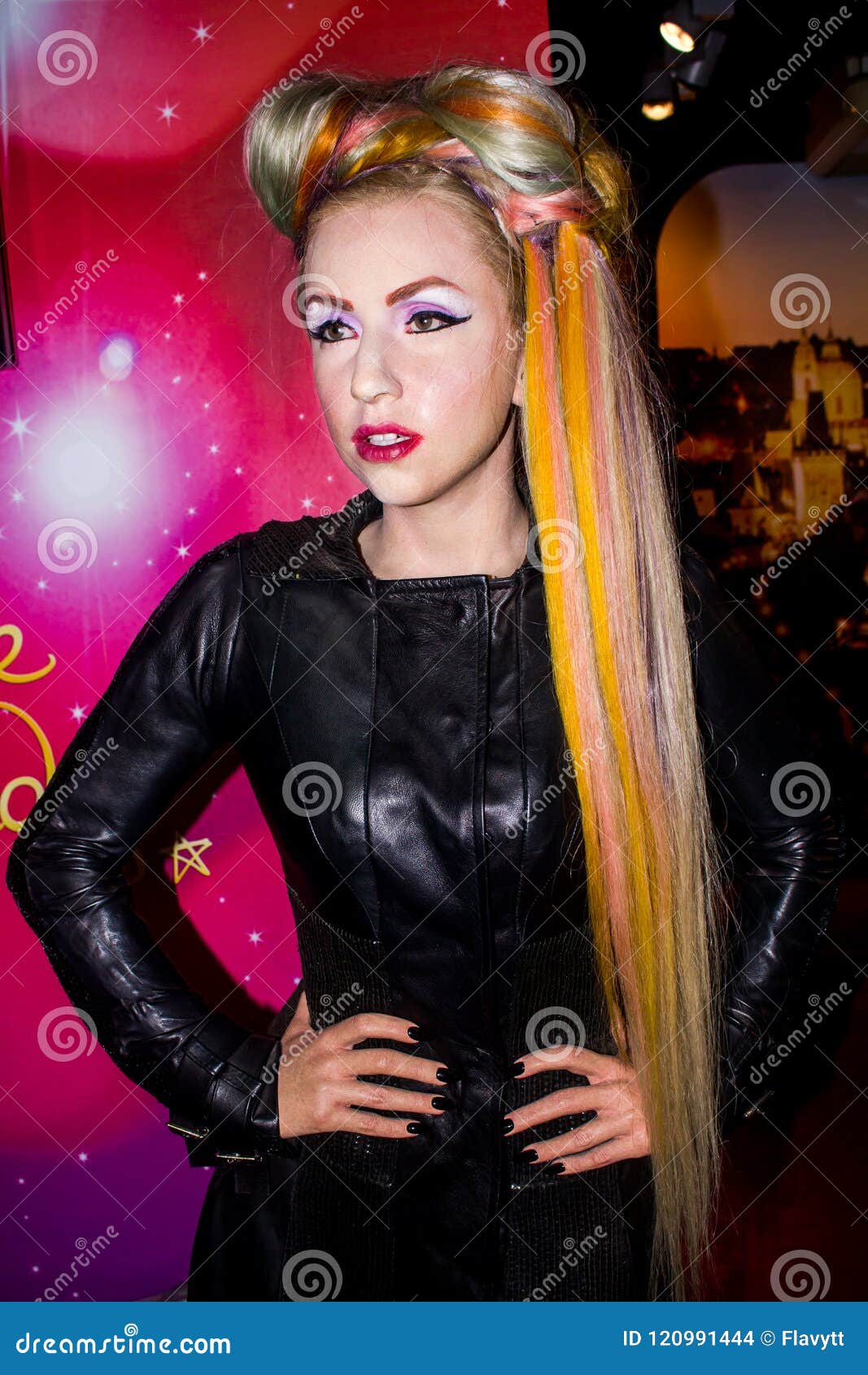 lady-gaga-wax-figure-wax-figure-american