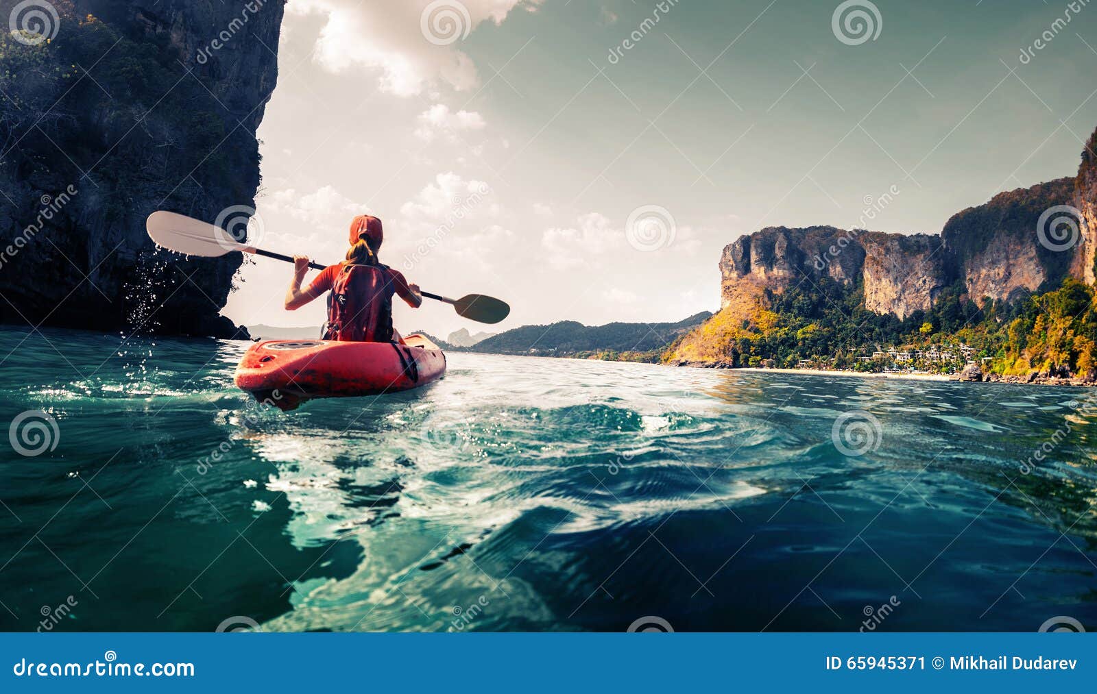 lady with kayak