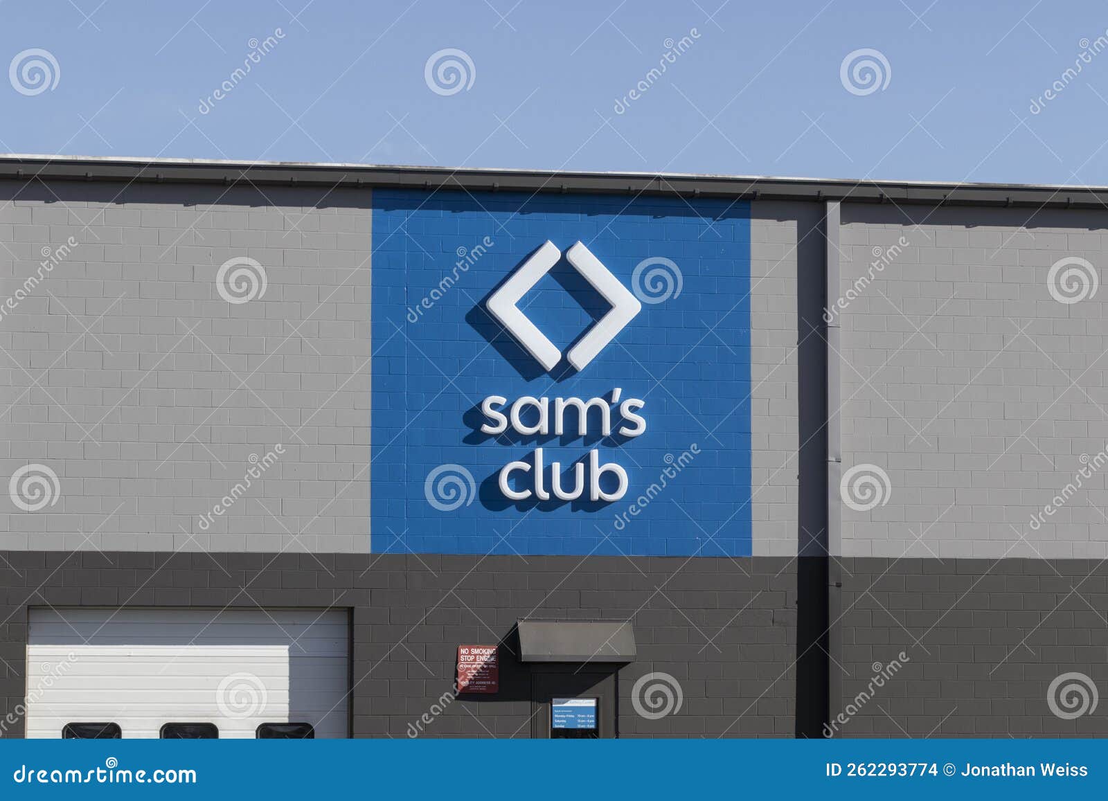 Sam`s Club Gas Station. Sam`s Club is a Chain of Membership only Stores