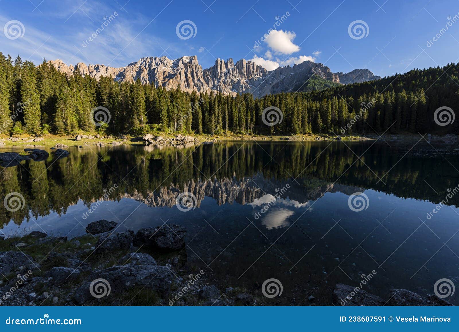 lago antorno with mountain reflection