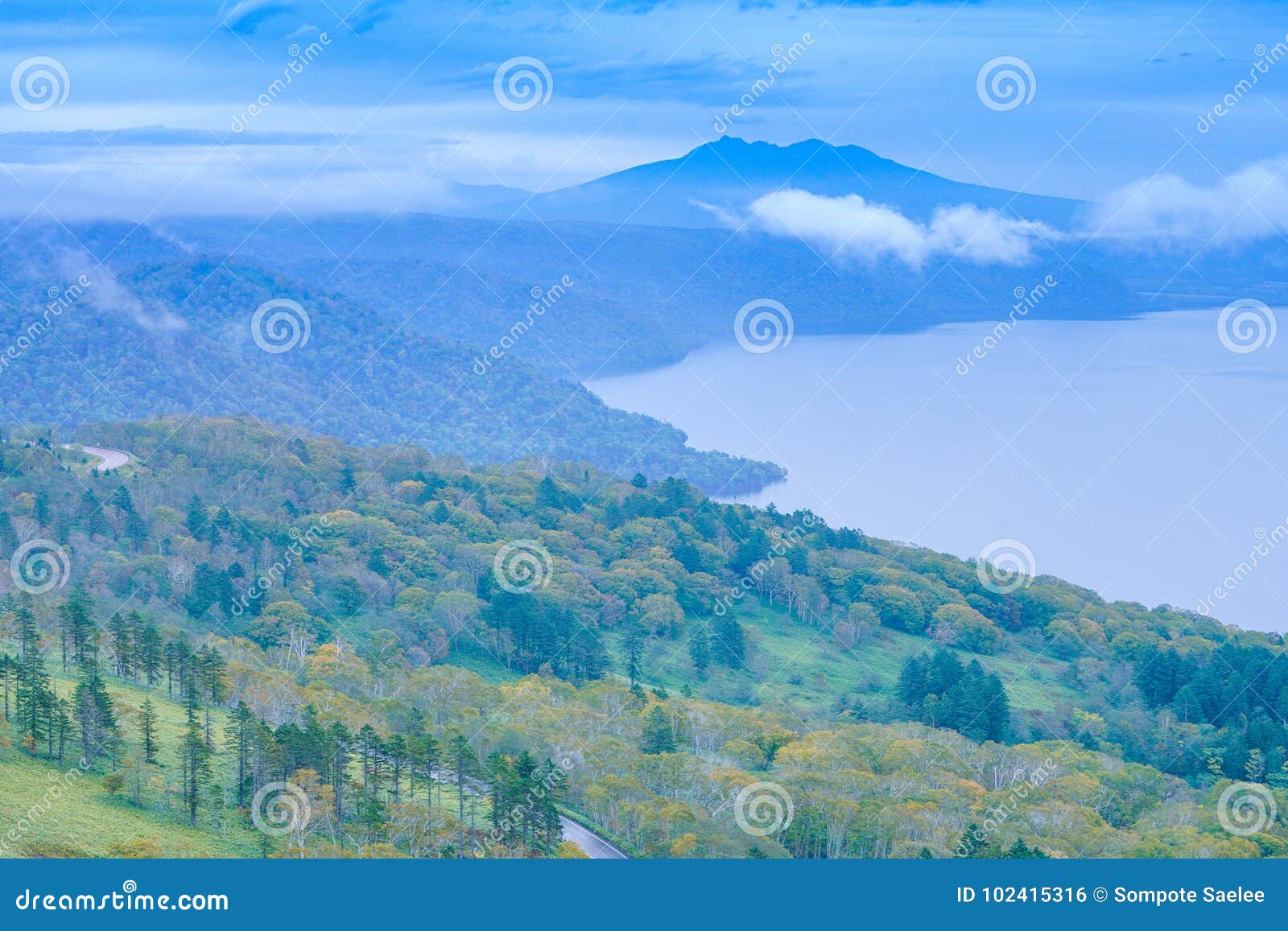 Lago Kussharo Di Buongiorno Fotografia Stock Immagine Di Mattina Paesaggio