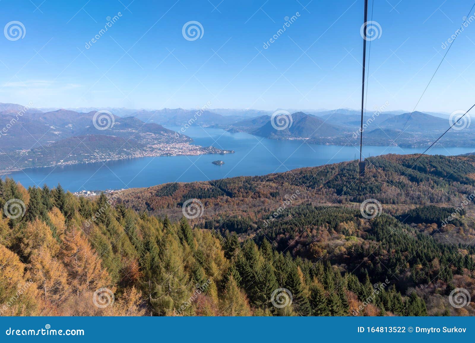 Lago Maggiore Aus Der Seilbahn Stresa Norditalien Stockfoto Bild Von Aerial Szenisch 164813522