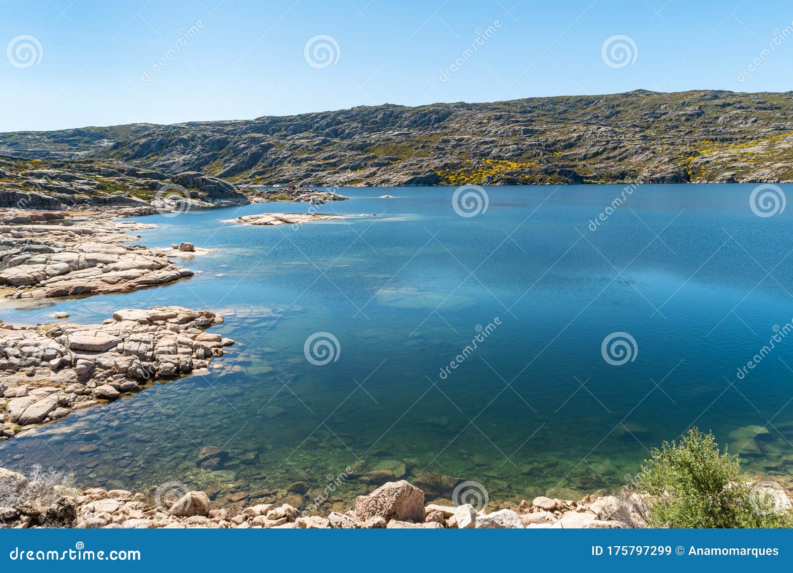 lagoa comprida is the largest lake of serra da estrela natural park, portugal