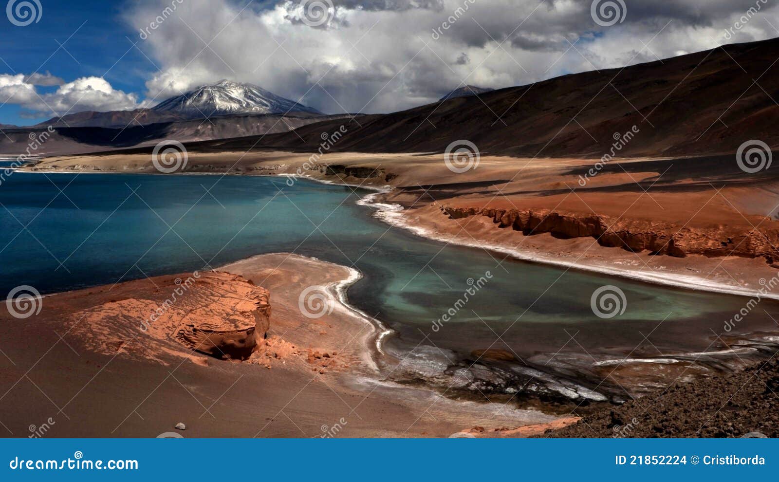 laguna verde lake near ojos del salado