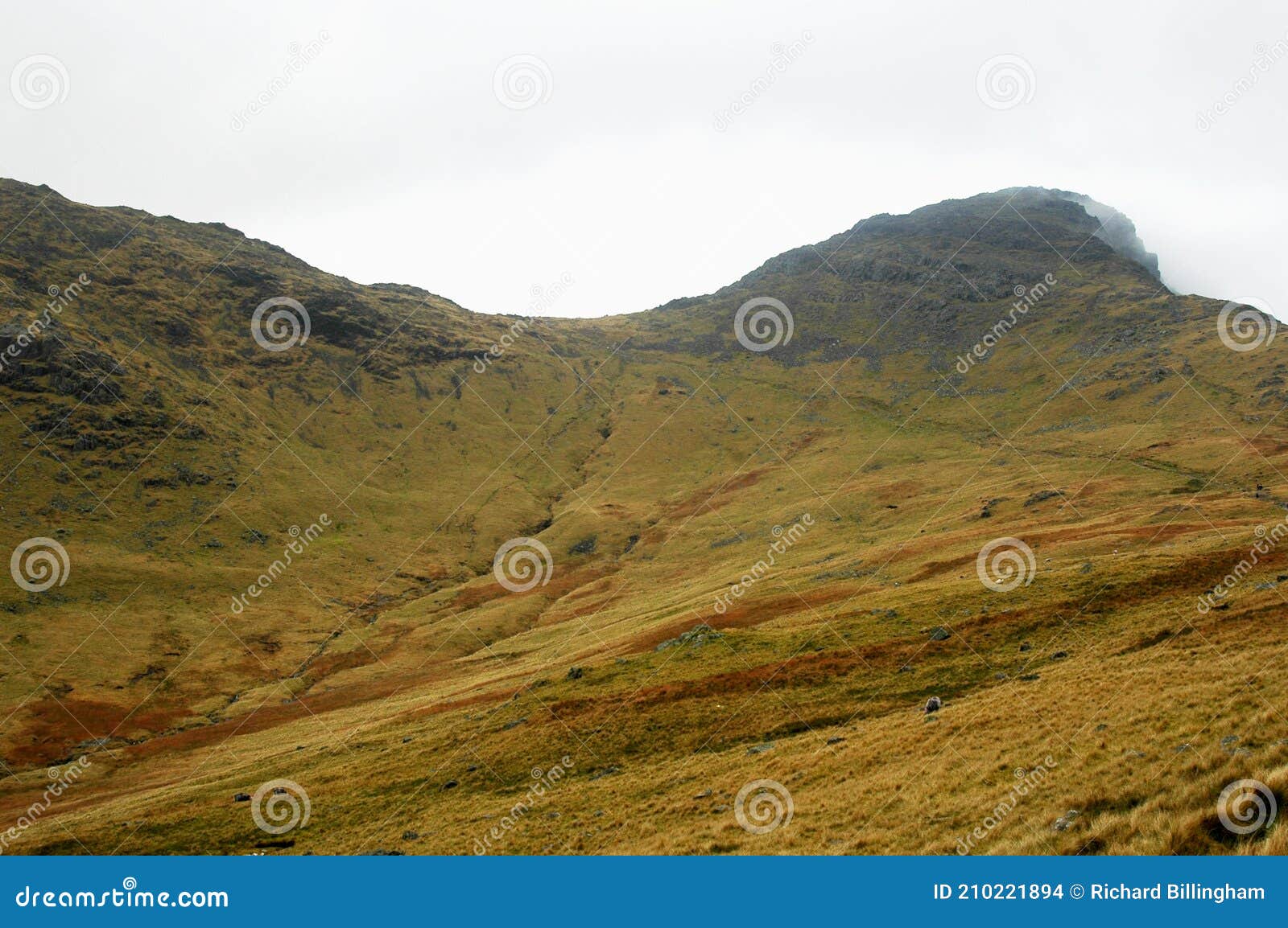 bowfell along the band route, langdale, lake district, cumbria. england, uk