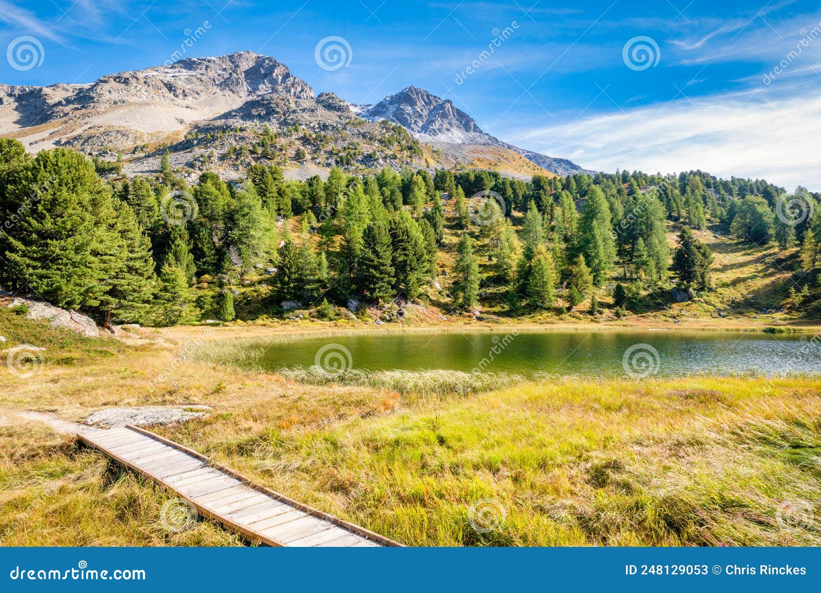the lake of hahnensee or lej dals chÃÂ¶ds grisons, switzerland