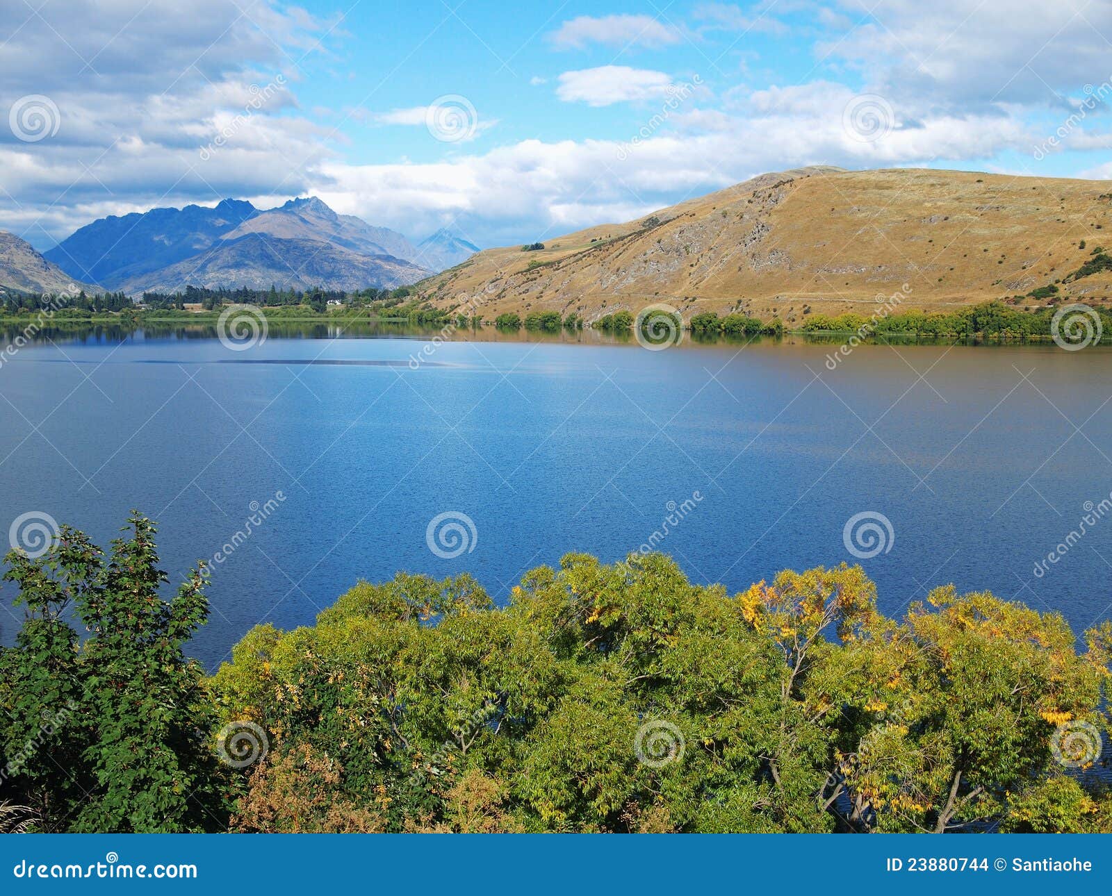 Lake Hayes stock photo. Image of south, scene, clean 23880744