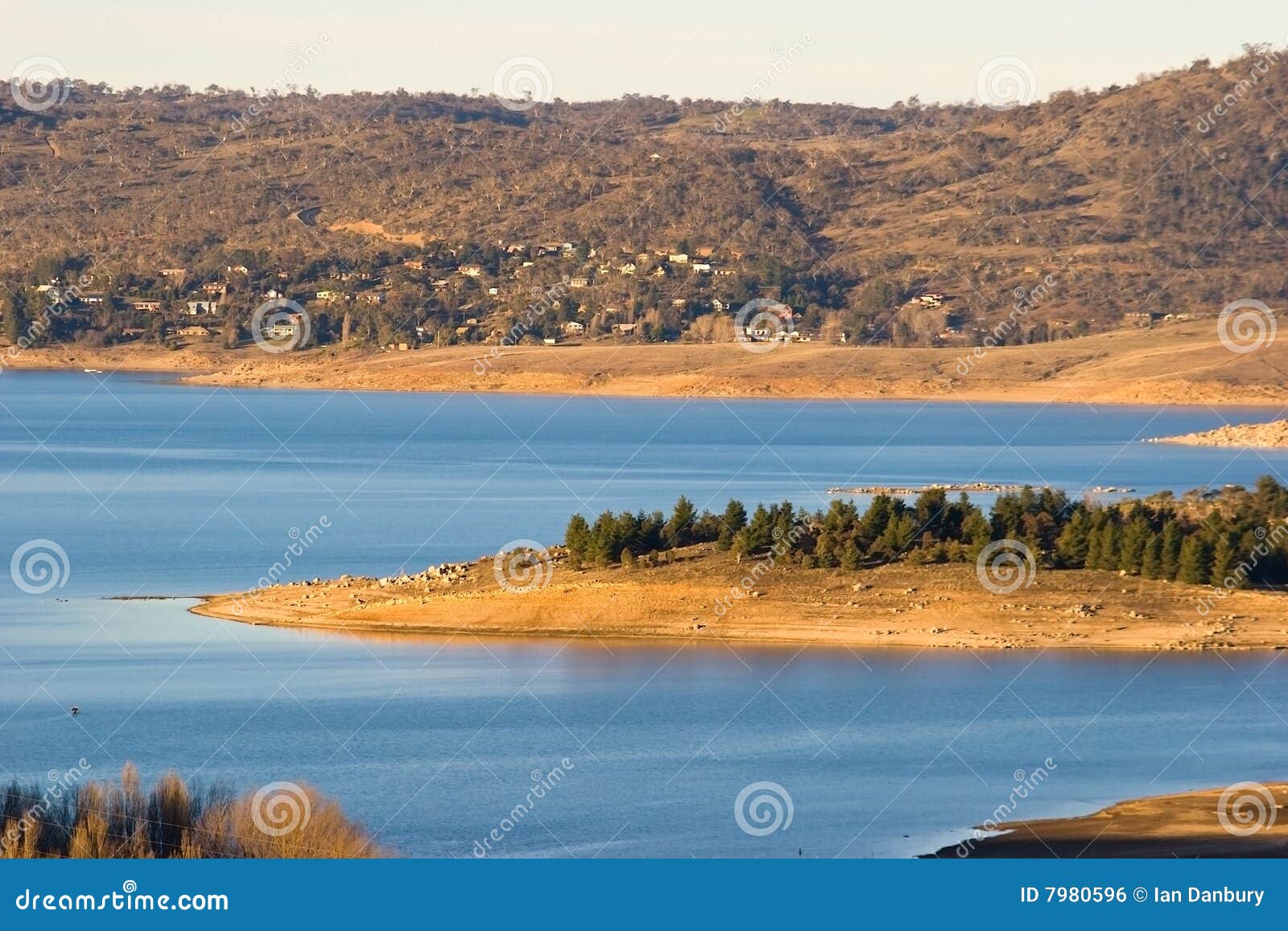 Lake Jindabyne stock photo. Image of shore, australian 7980596