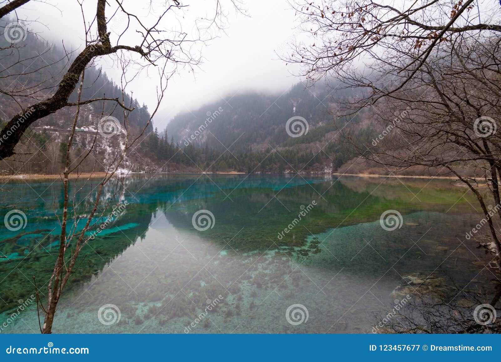 Lake Jiuzhaigou Park Stock Image Image Of Holiday Reflection 123457677