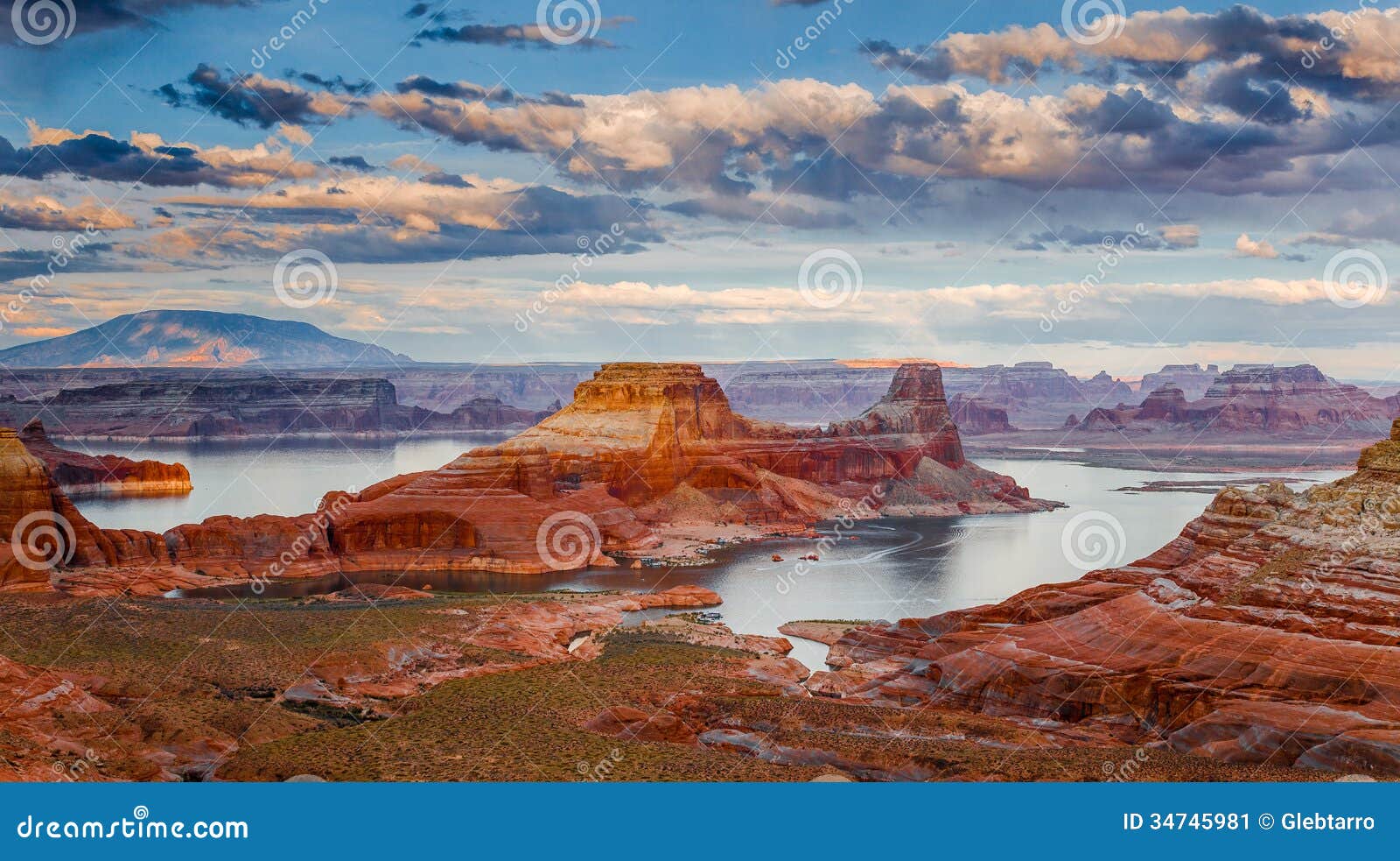 lake powell from alstrom point