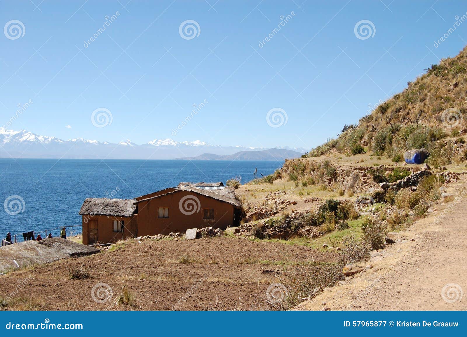 Lake Titicaca House editorial photography. Image of titicaca 57965877