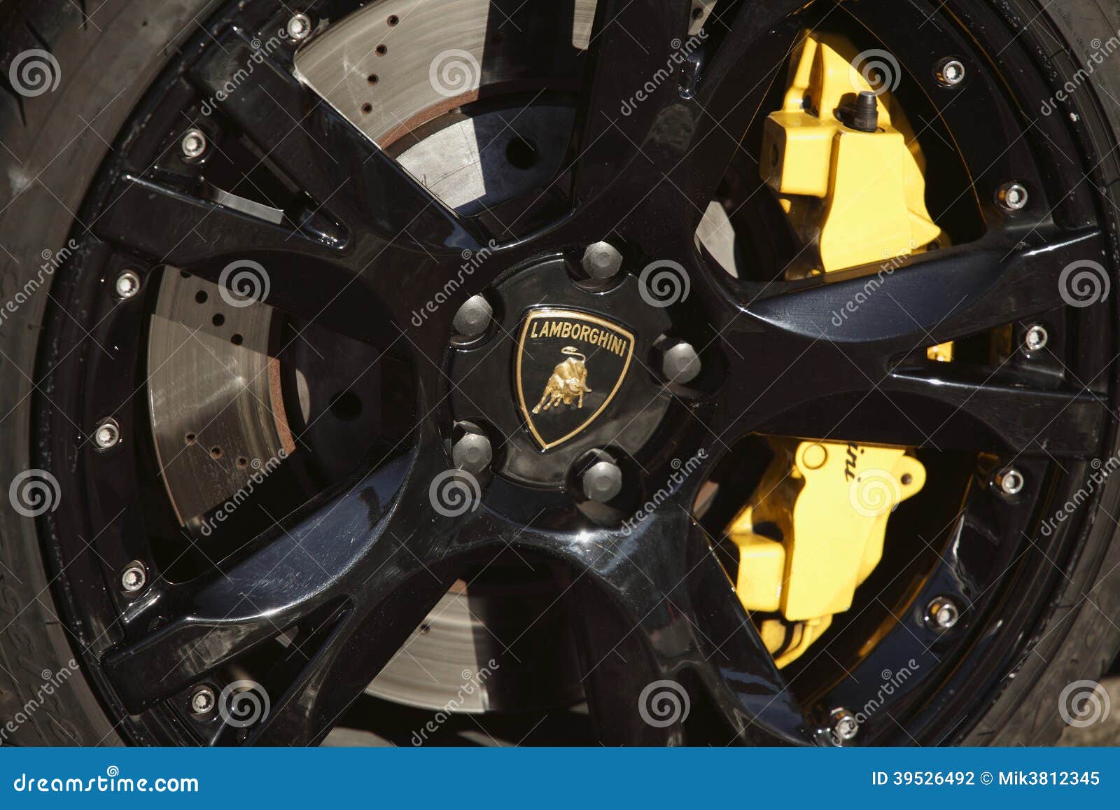 brakes editorial photography. Image of tires 39526492