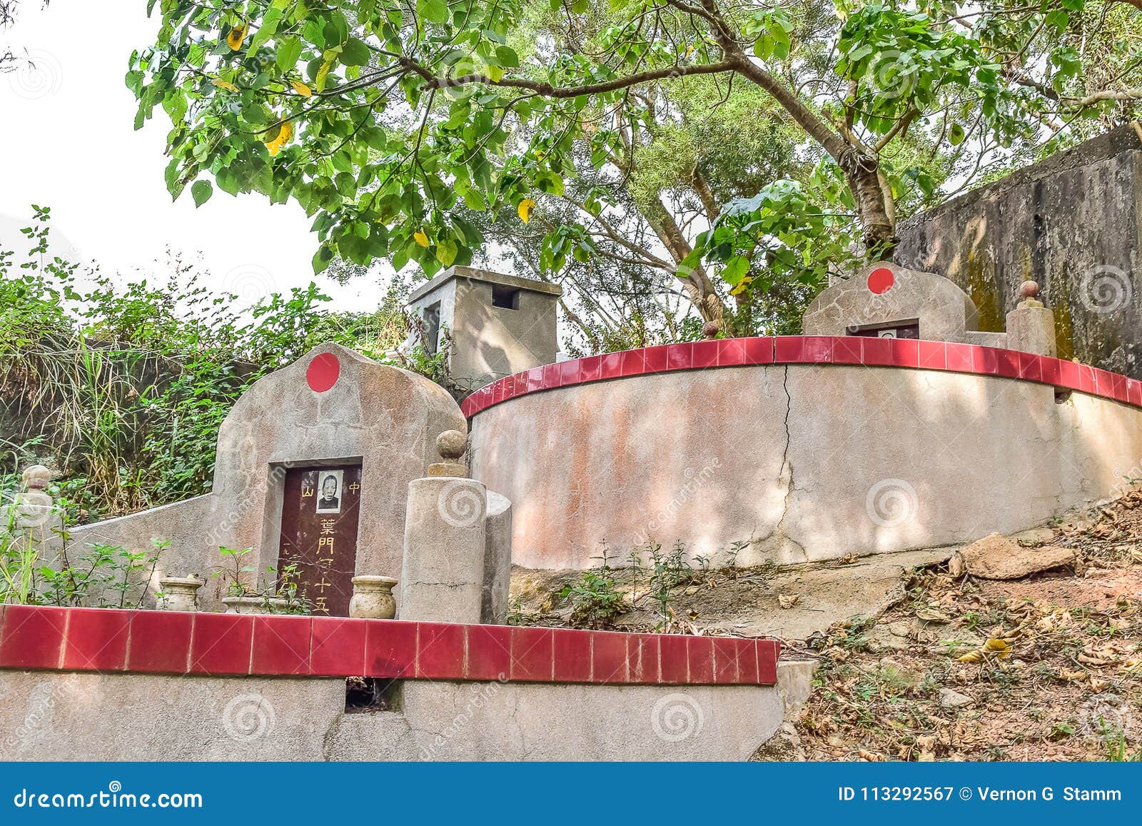 Lamma Island Burial Ground editorial photography. Image of lamma ...