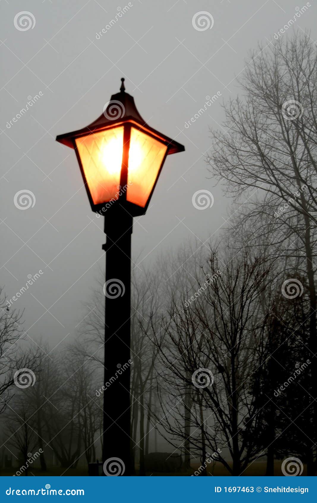 Lamp post stock image. Image of park, smoke, lamp, dark 1697463
