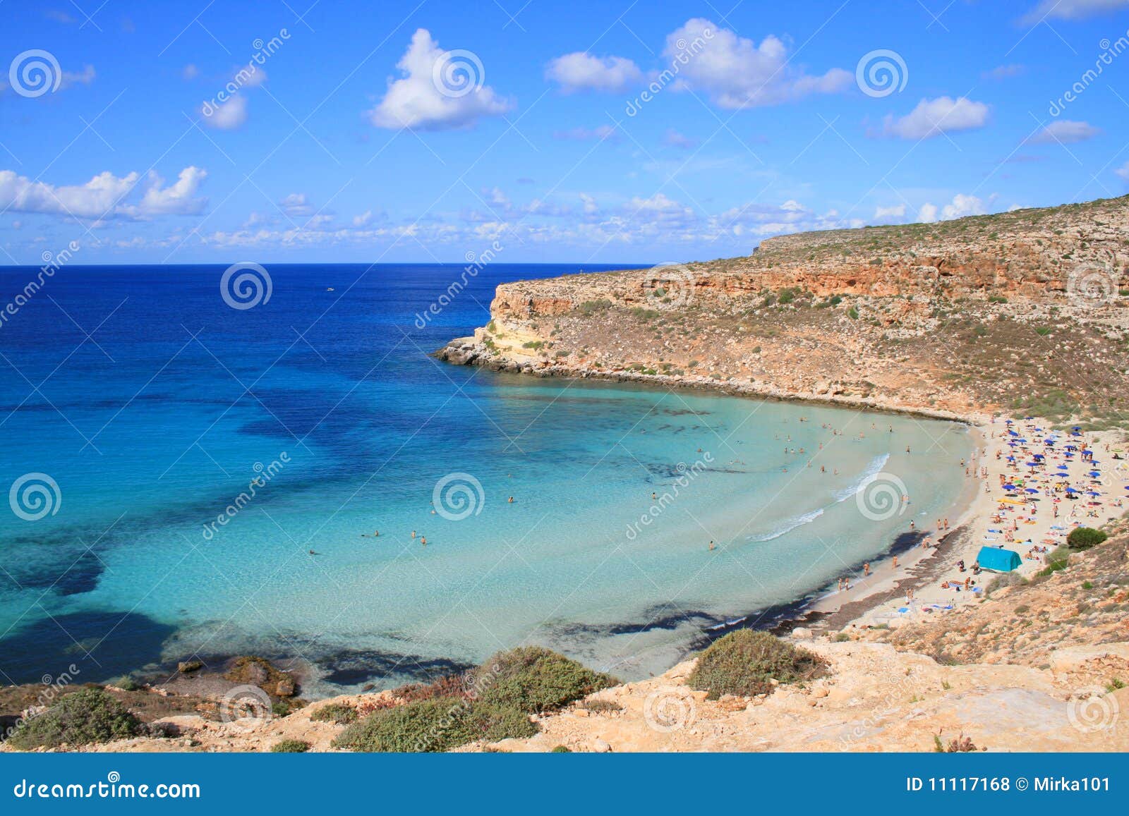 Lampedusa (Sicilia) - Isola Dei Conigli Fotografia Stock - Immagine di ...