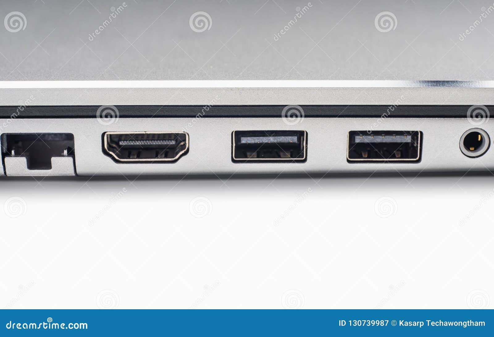 LAN, Gráfico, Firewire Y Puertos De Usb De Ordenador En Wh Imagen archivo - Imagen de cierre, macro: 130739987