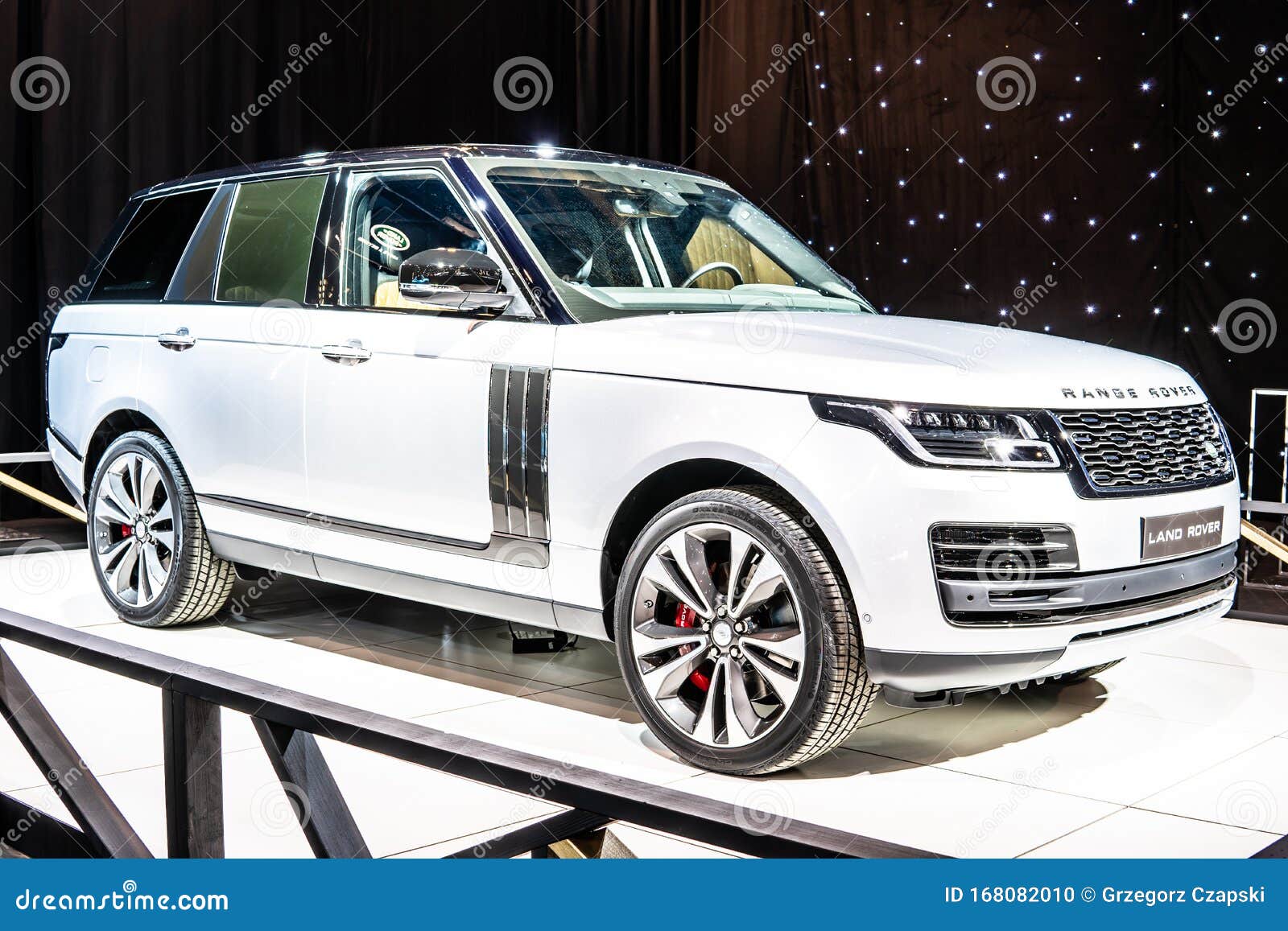 Range Rover SVAutobiography 2021 giá 13 tỷ đồng  VnExpress