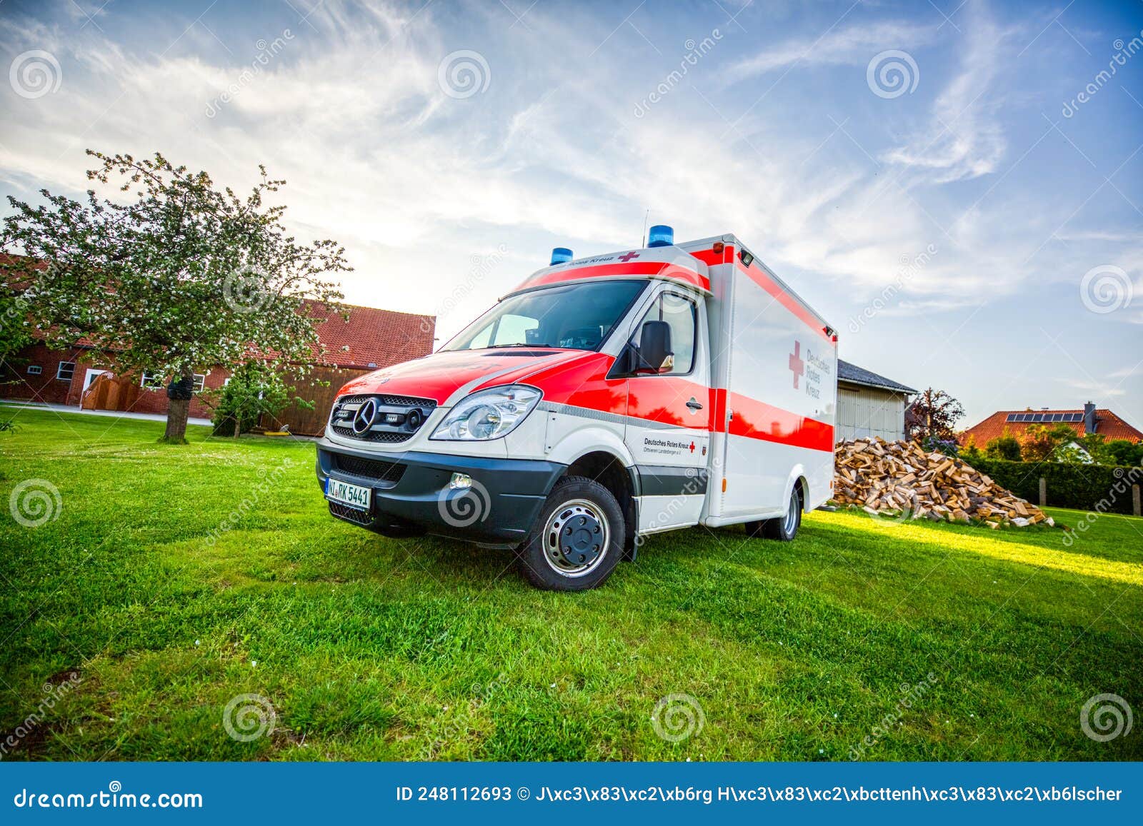 DRK Rettungsdienst Berlin Mercedes Benz, Deutsches Rotes Kr…