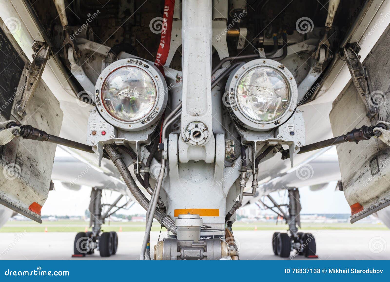 Landing lights on gear stock photo. Image of close, flight 78837138