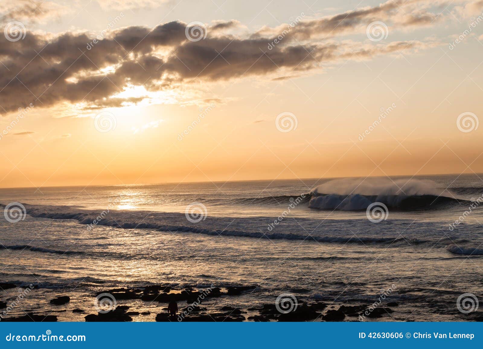 landscape ocean waves sunrise contrasts