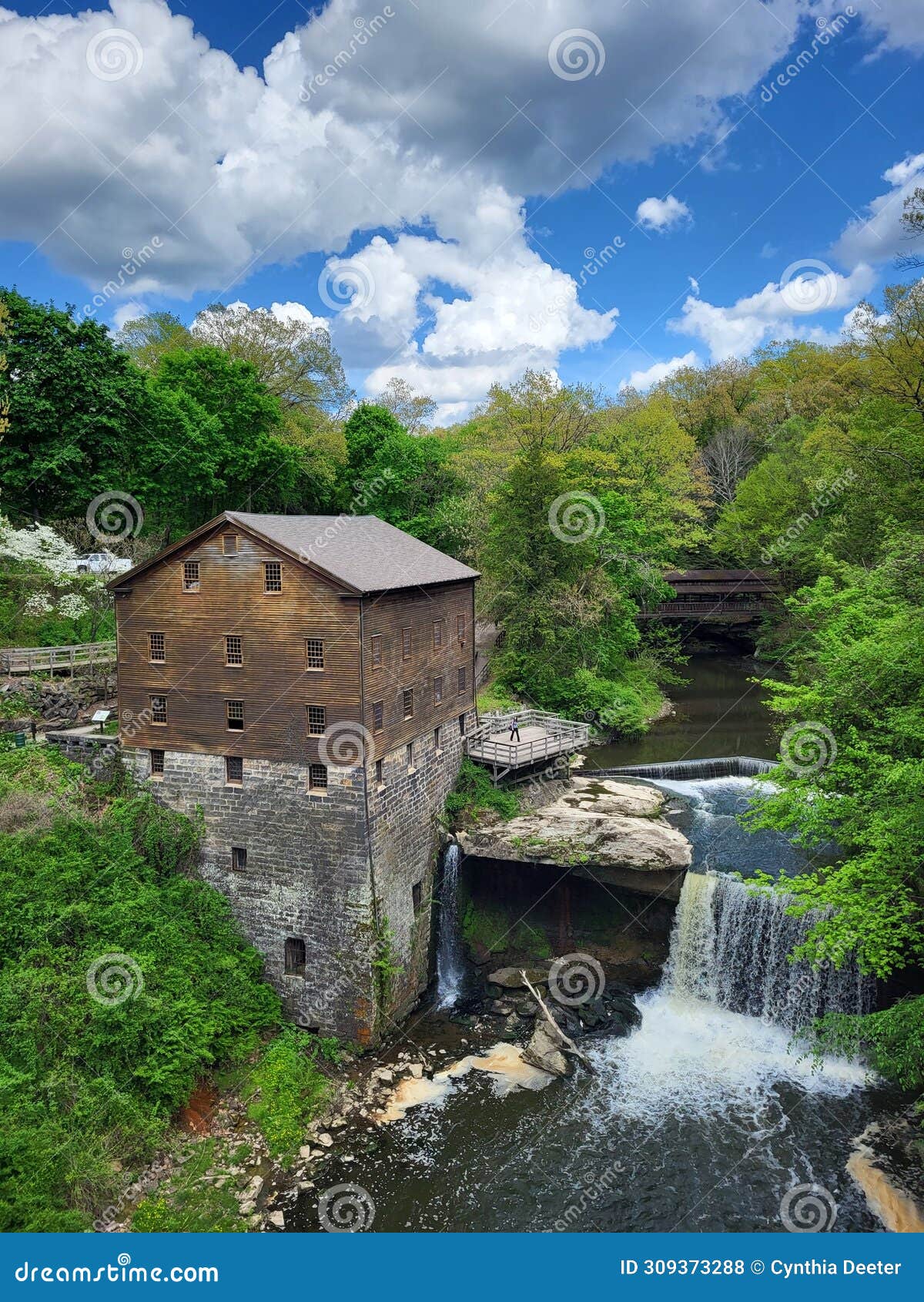 historic lanterman's mill in youngstown ohio