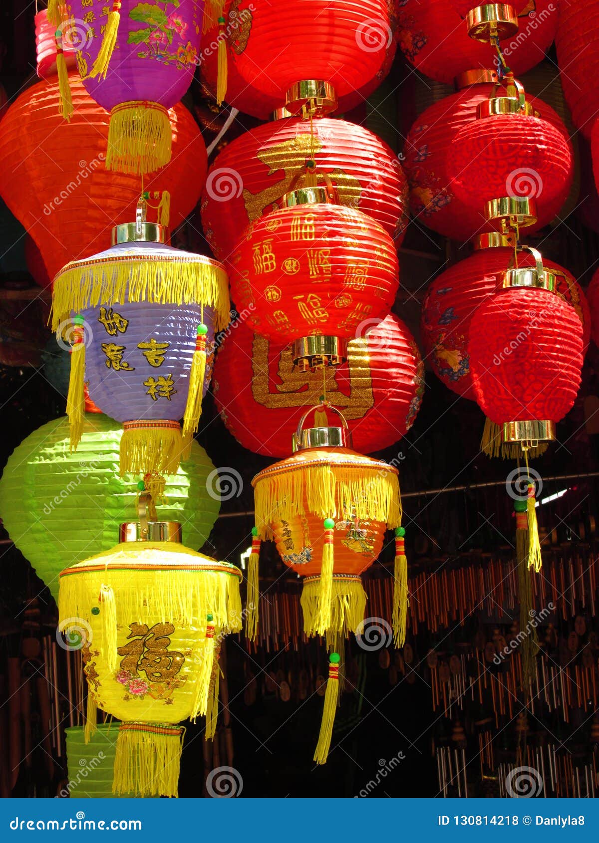 Lanterna Cinese Decorazione Tradizionale Asiatica Fotografia Stock  Editoriale - Immagine di festa, giapponese: 130814218