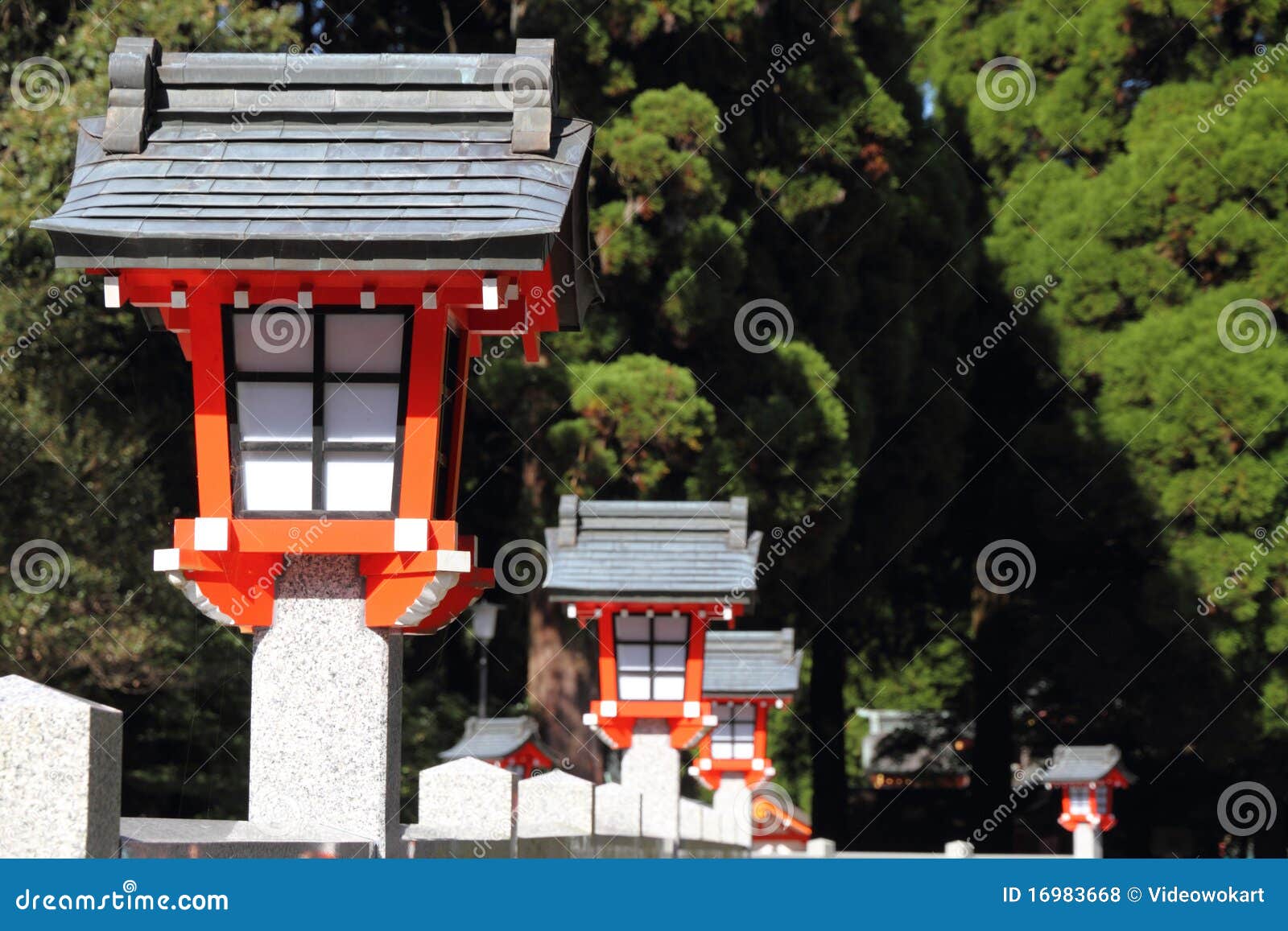 Lanternas japonesas foto de stock. Imagem de arquitetura 16983668