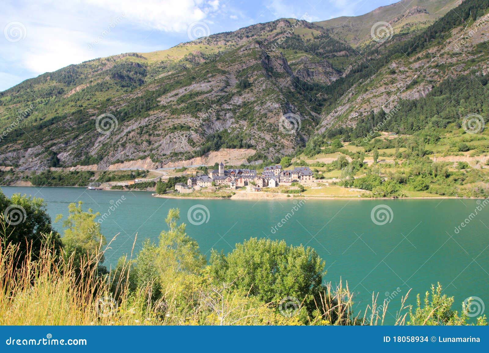 lanuza village lake huesca pyrenees spain