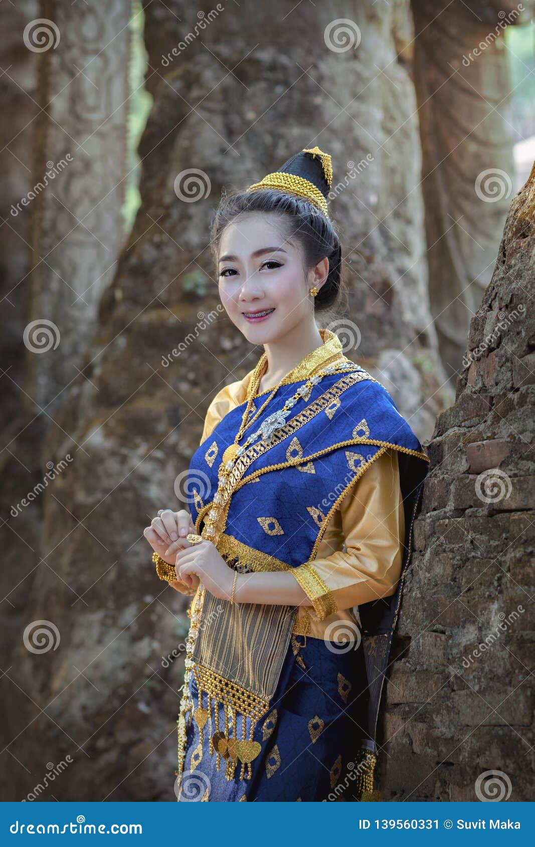 Laos woman stock image. Image of lifestyle, national - 139560331