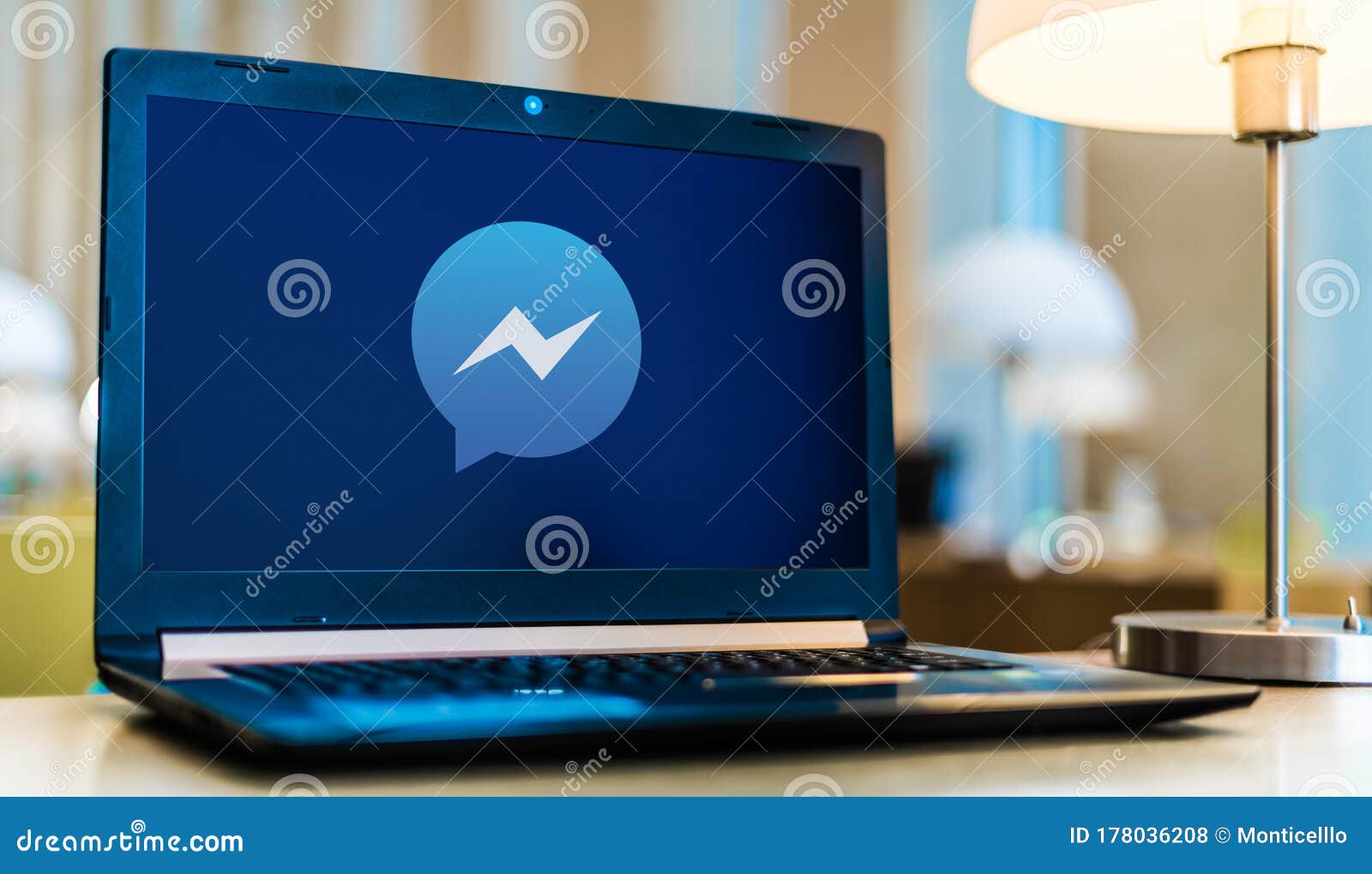 Facebook messenger pc in Bucharest