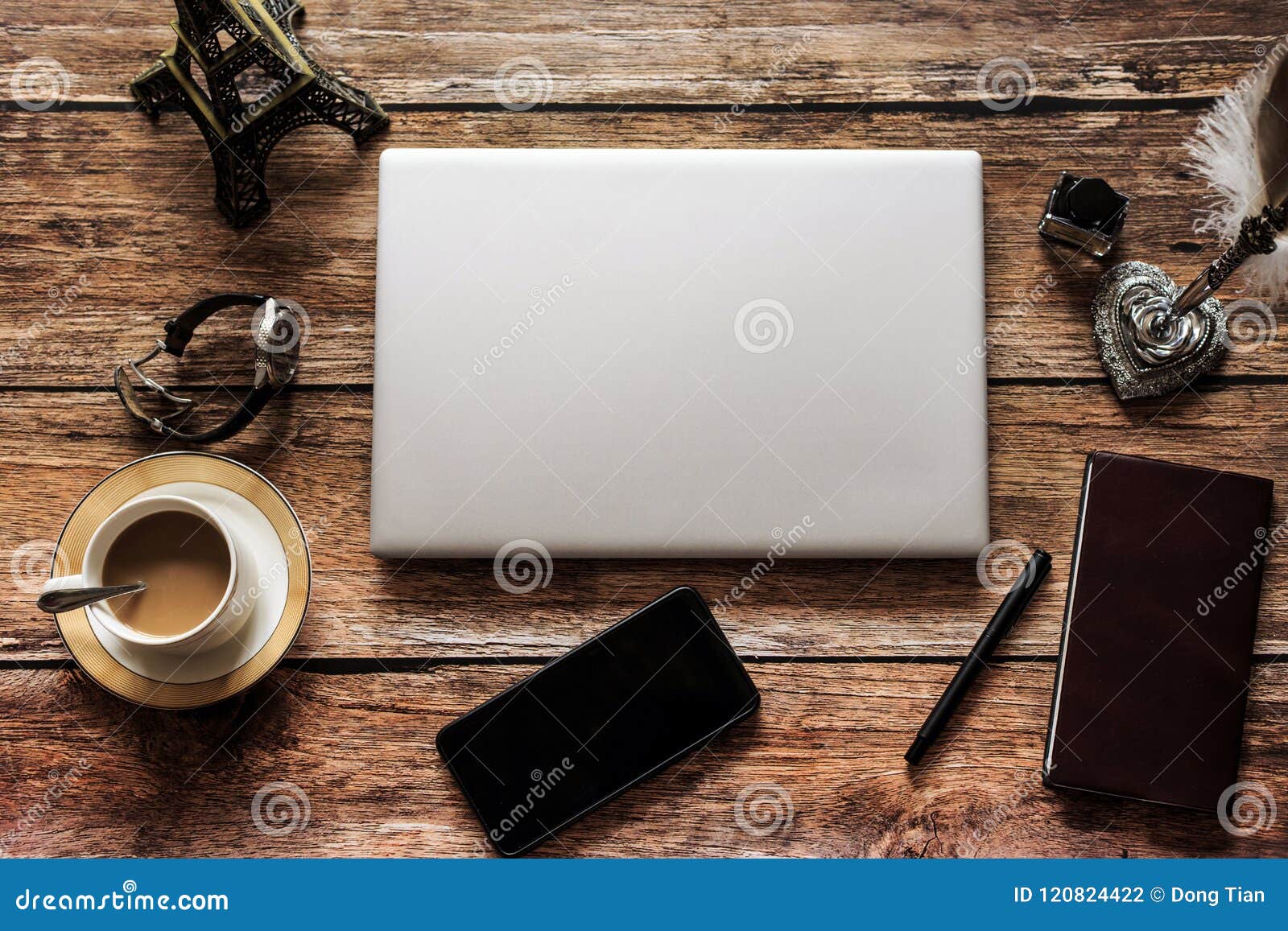 There are All Kinds of Office and daily Necessities on the Desk Stock