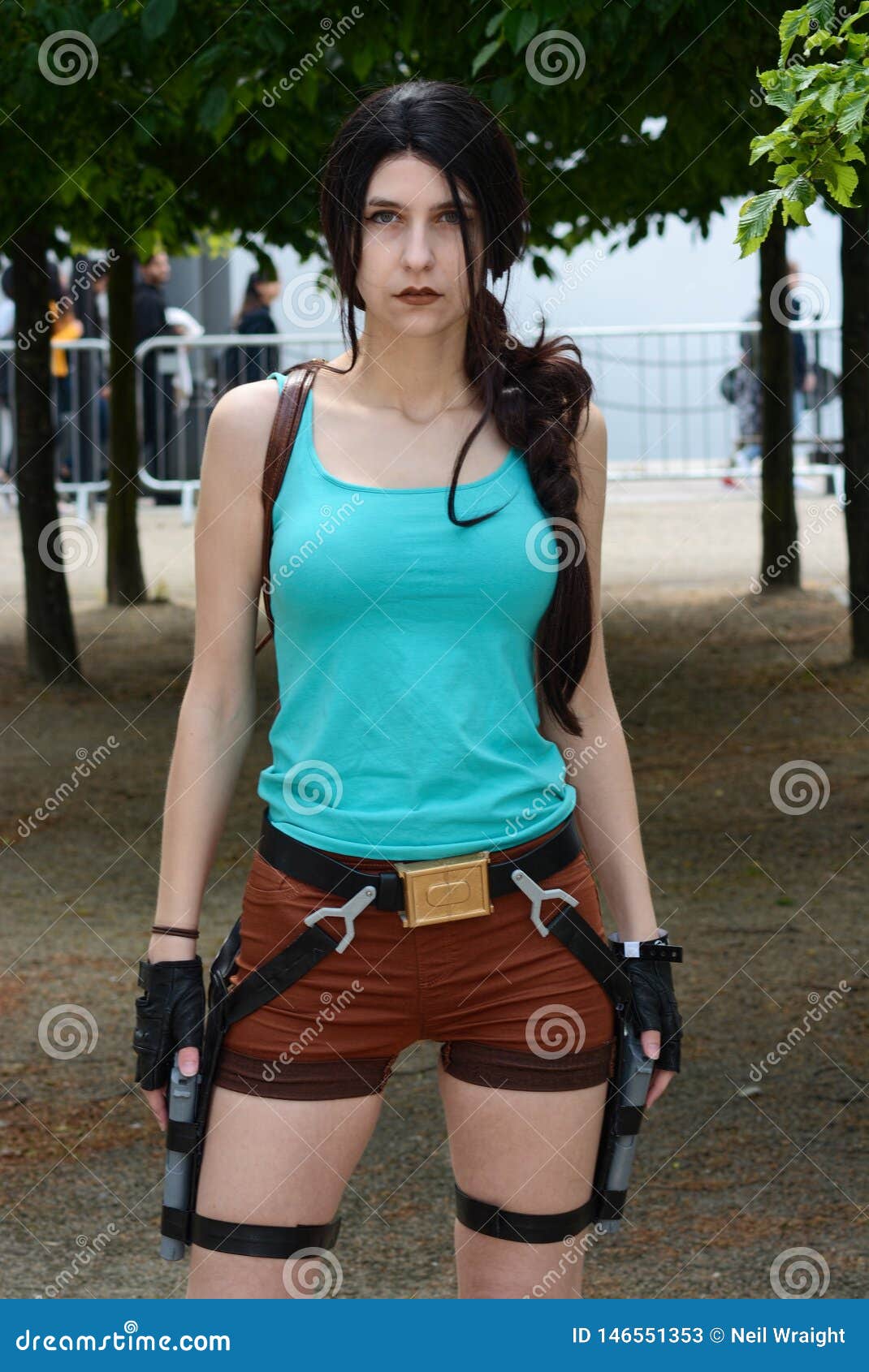 Lara Croft Cosplay