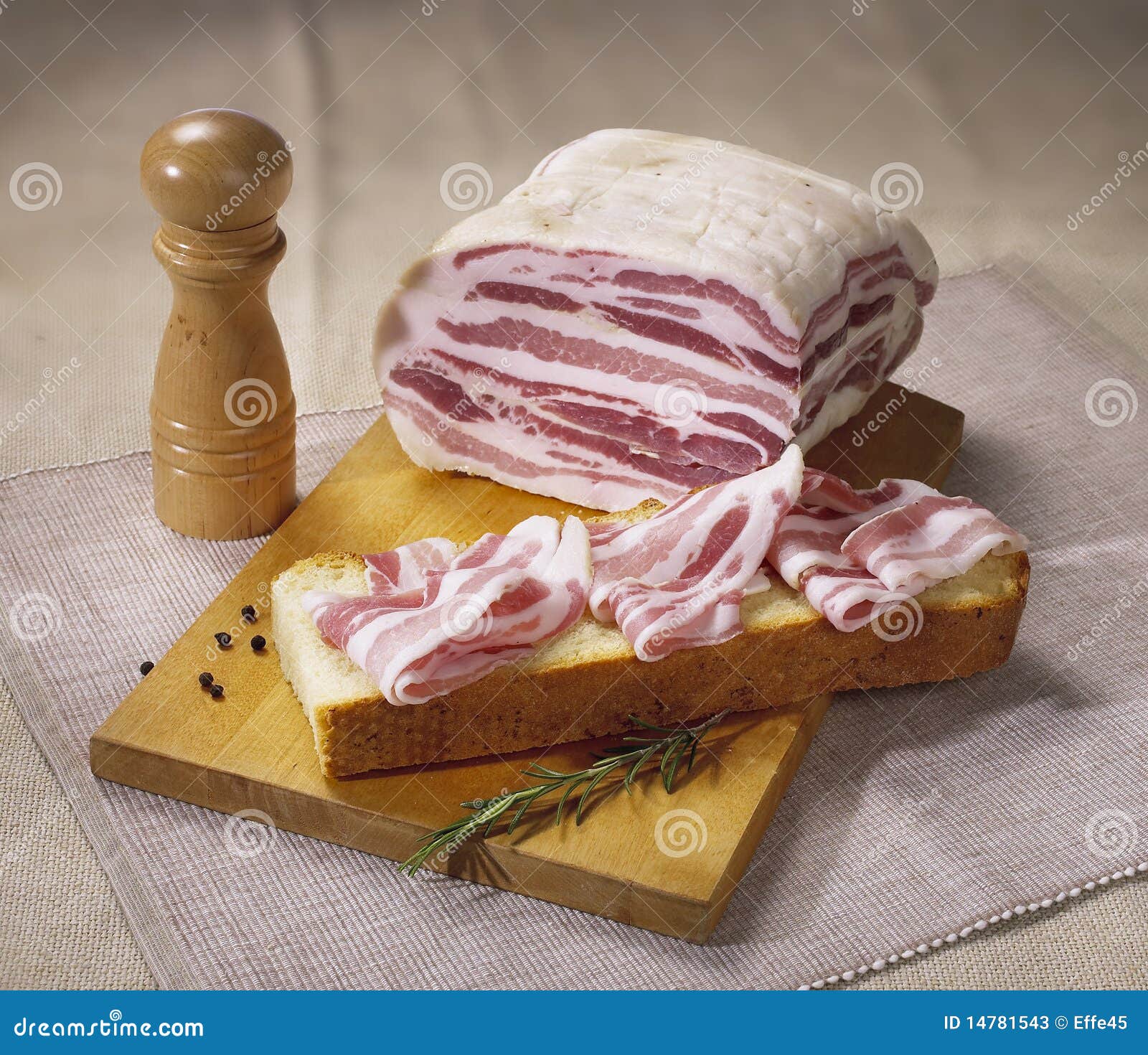 Lard italien type image stock. Image du configuration 14781543