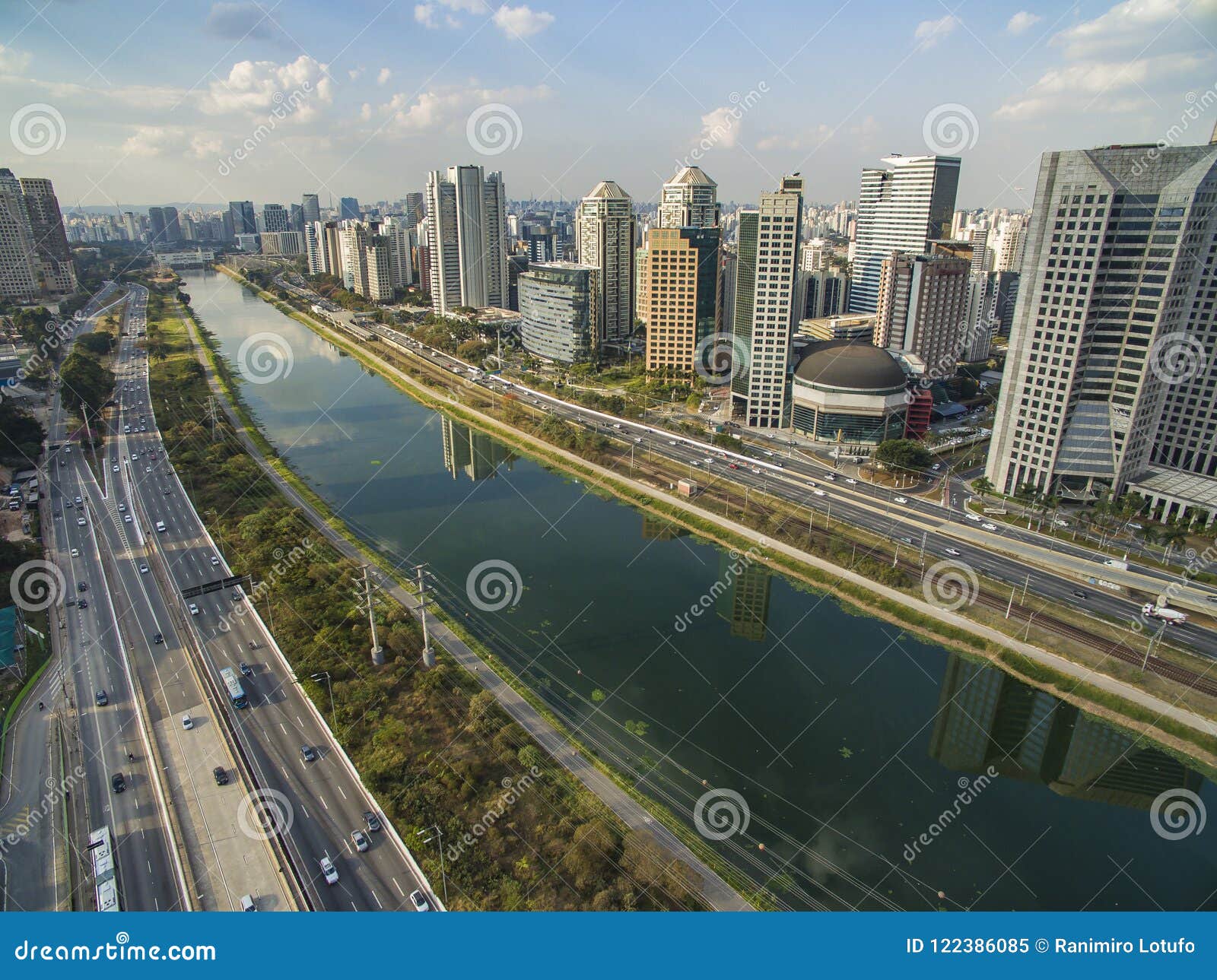 city of sao paulo brazil south america, marginal pinheiros avenue and pinheiros river