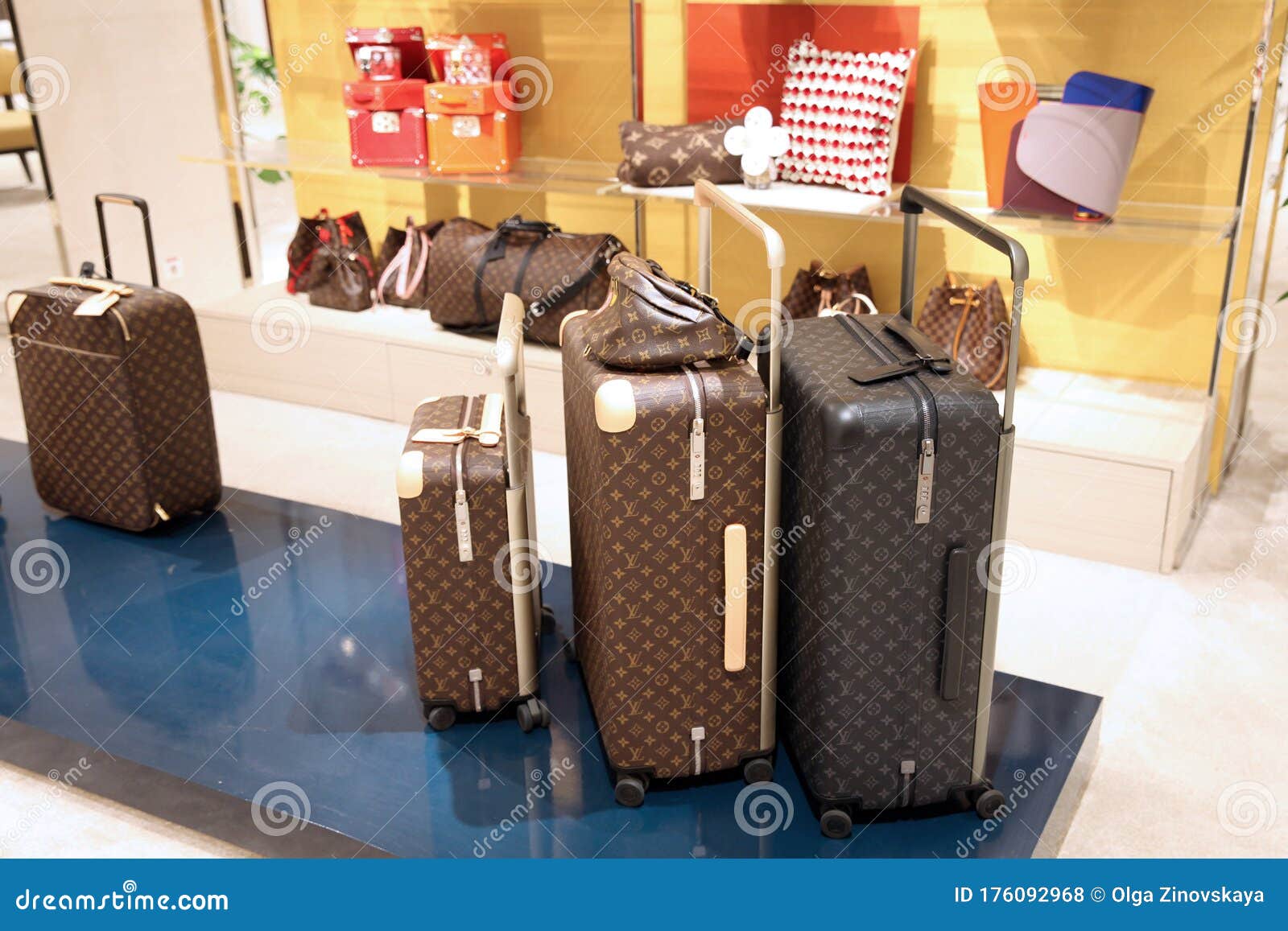 luxury louis vuitton luggage set
