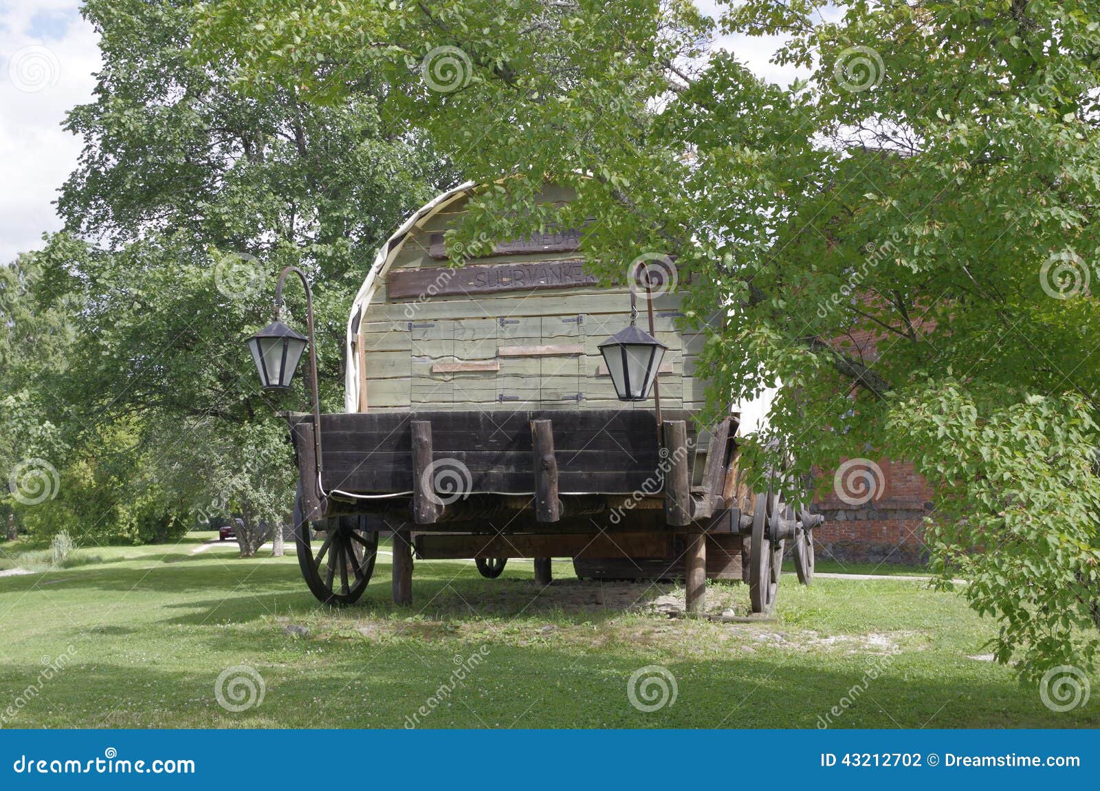Retro Covered Wagon RoyaltyFree Stock Photography