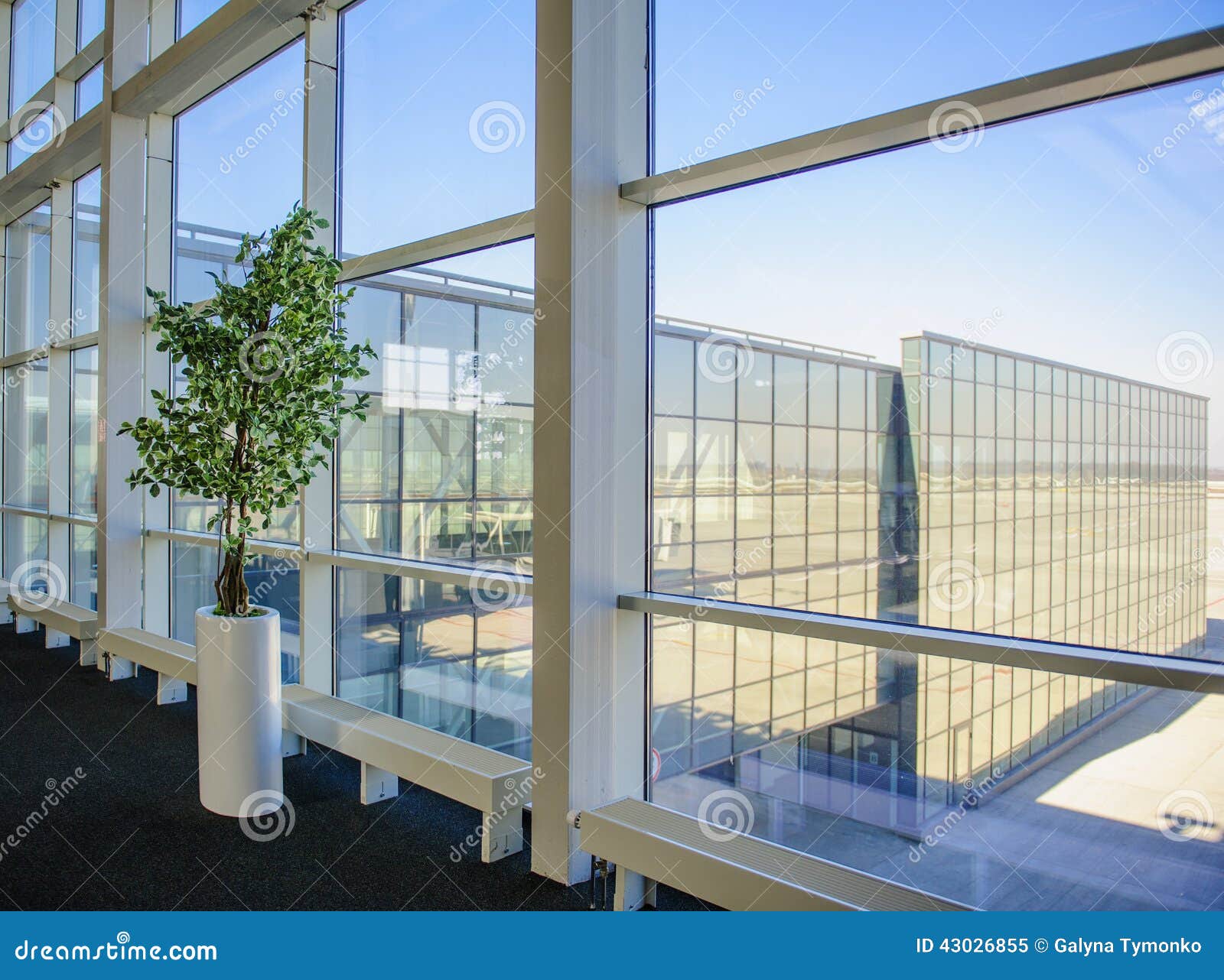 large windows overlooking the donetsk airport