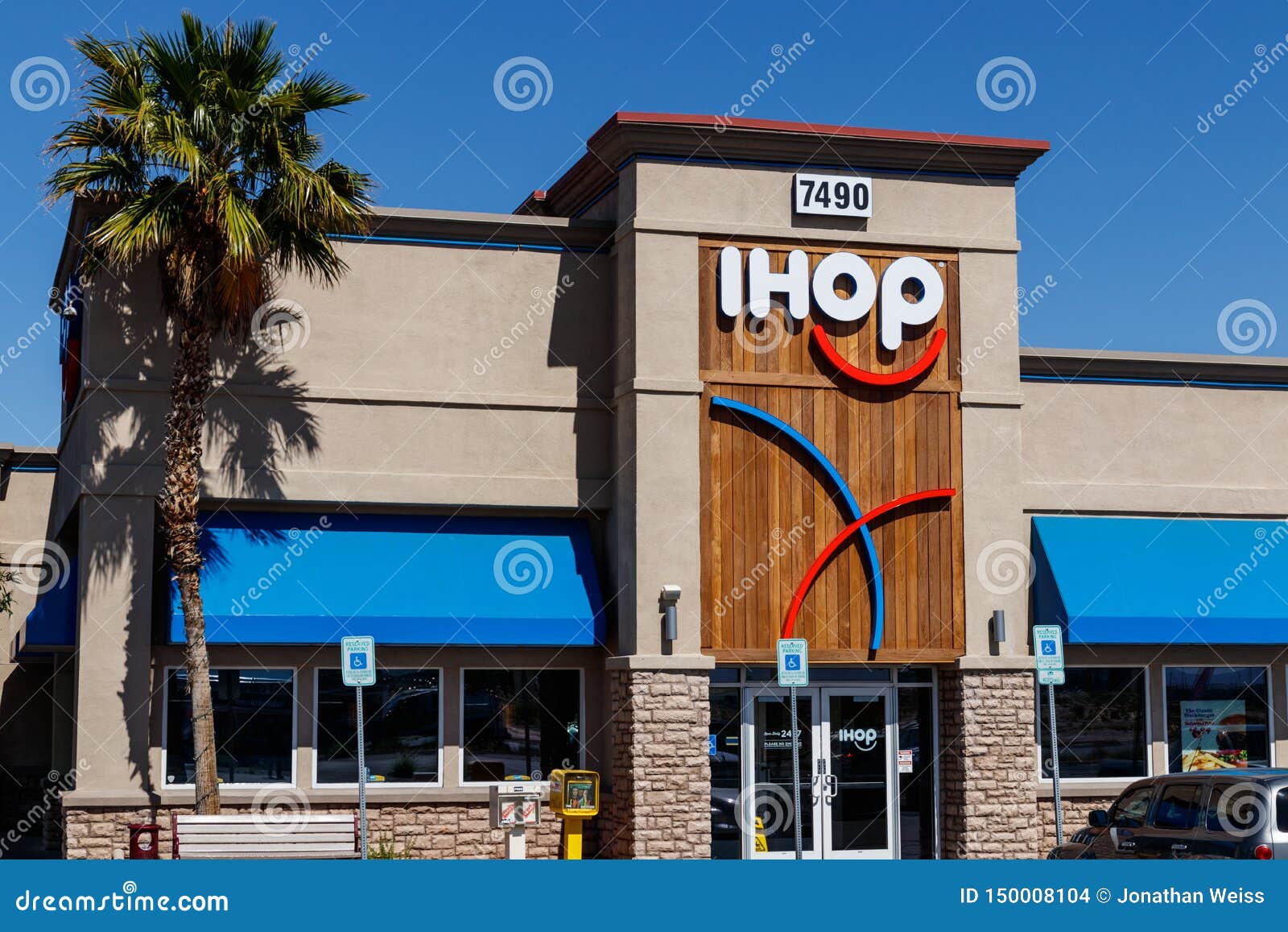 Ihop restaurant hi-res stock photography and images - Alamy