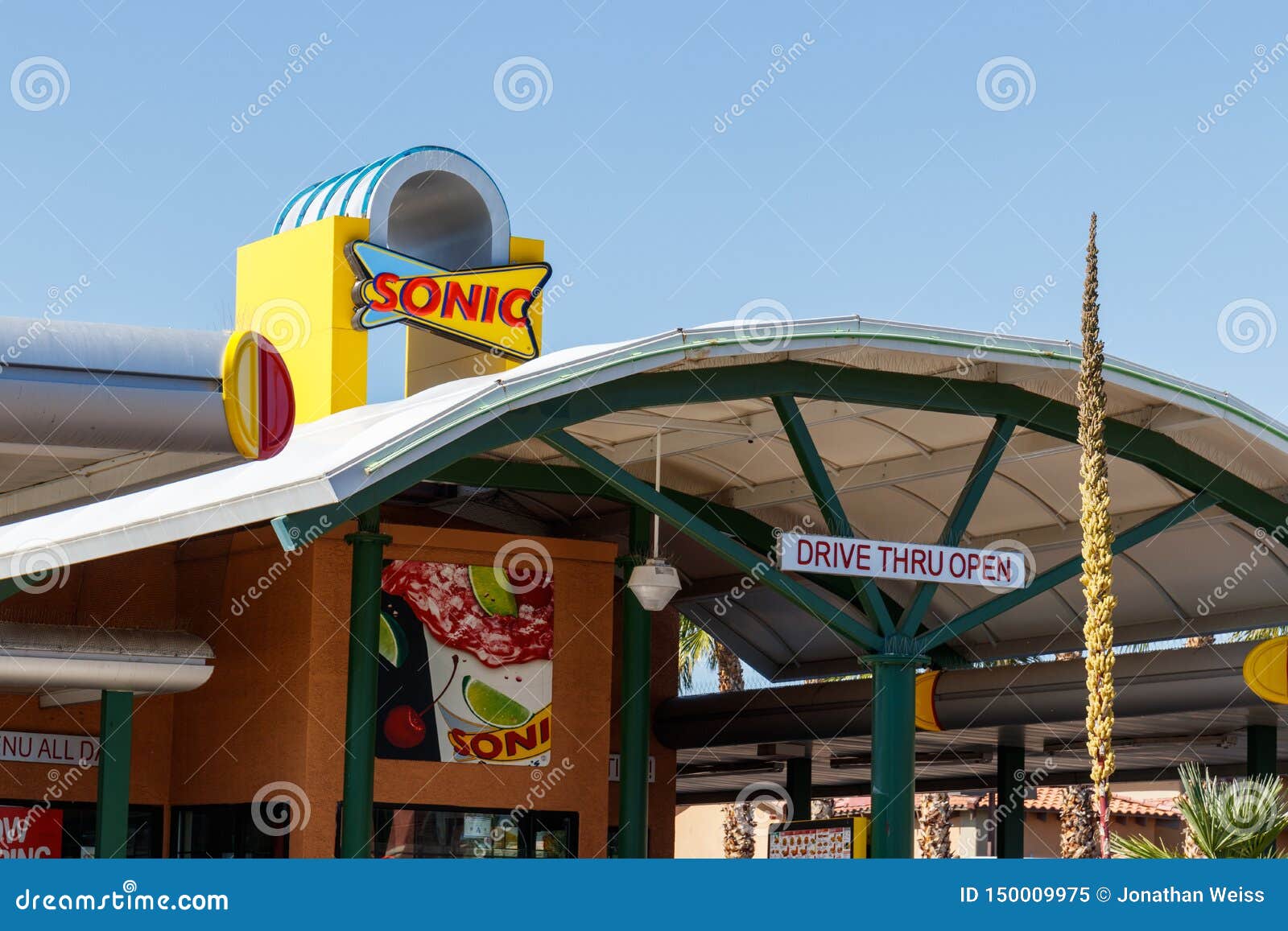 SONIC Drive In - Fast Food Restaurant