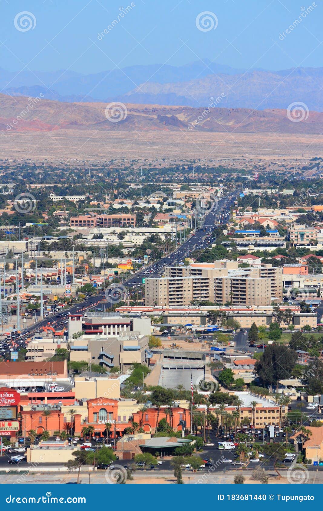 Las Vegas desert editorial image. Image of view, street - 183681440