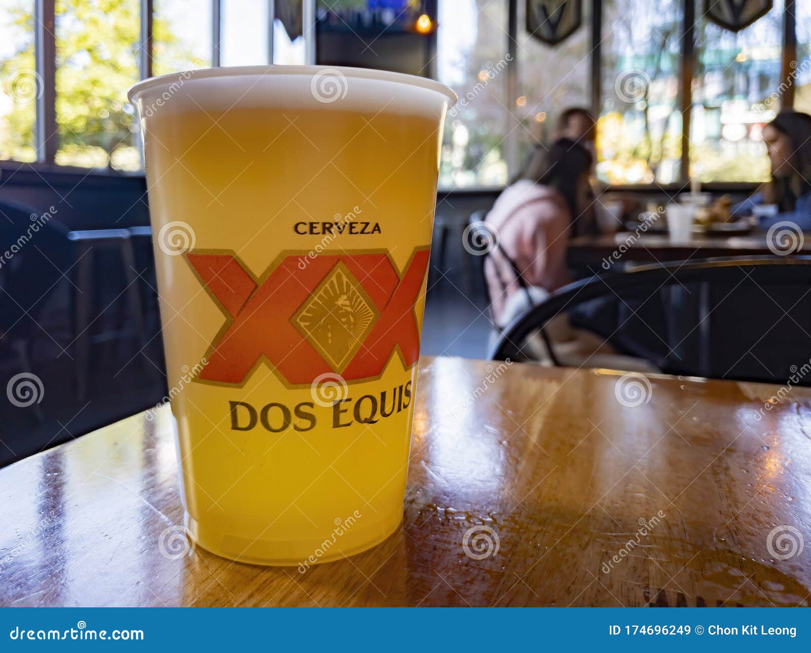 close-up-shot-of-a-cup-of-cold-dos-equis-lager-especial-mexican-beer