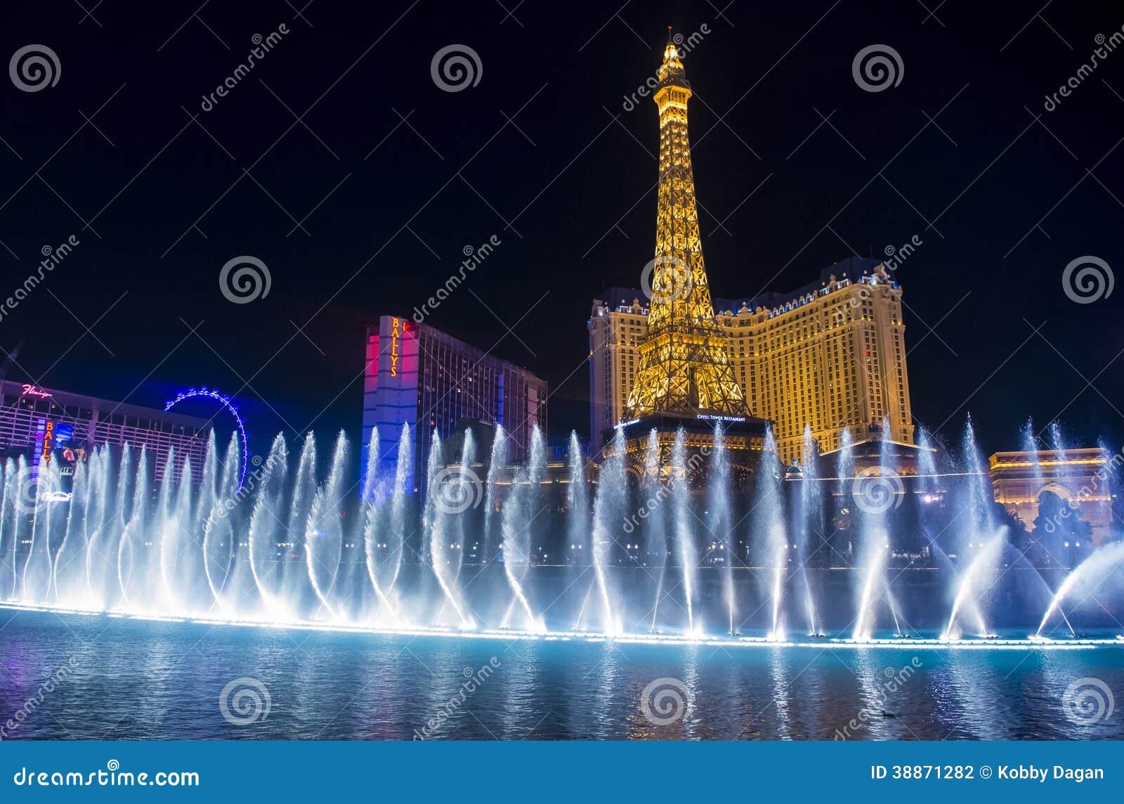 View from the Eiffel Tower, Las Vegas Editorial Photography - Image of  eiffel, resort: 17190402