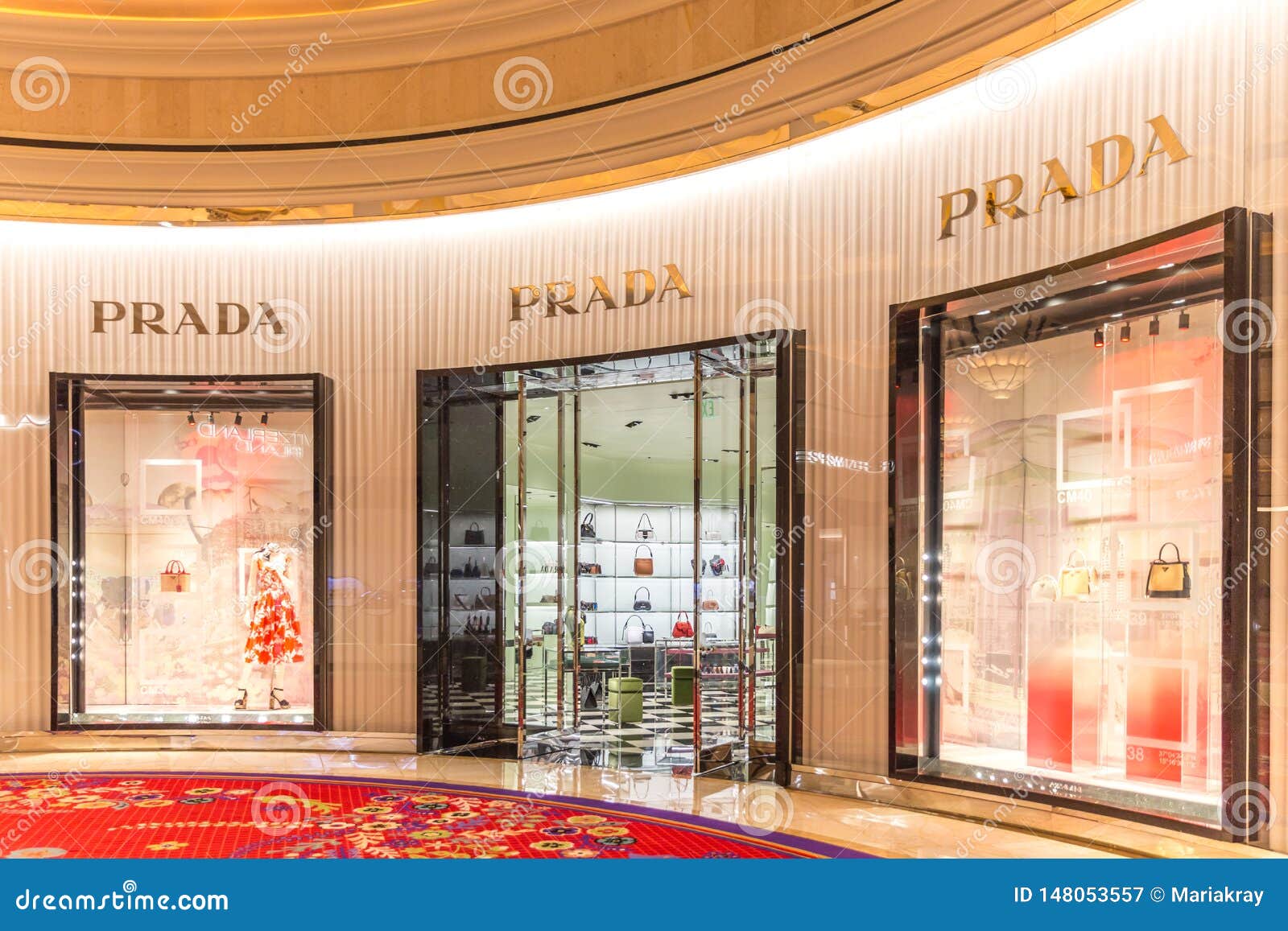 LAS VEGAS, NEVADA, LOS .U. - 13 DE MAYO DE 2019: Tienda De Prada En El  Hotel De Wynn En Las Vegas Prada Es Casa De Moda De L Fotografía editorial -