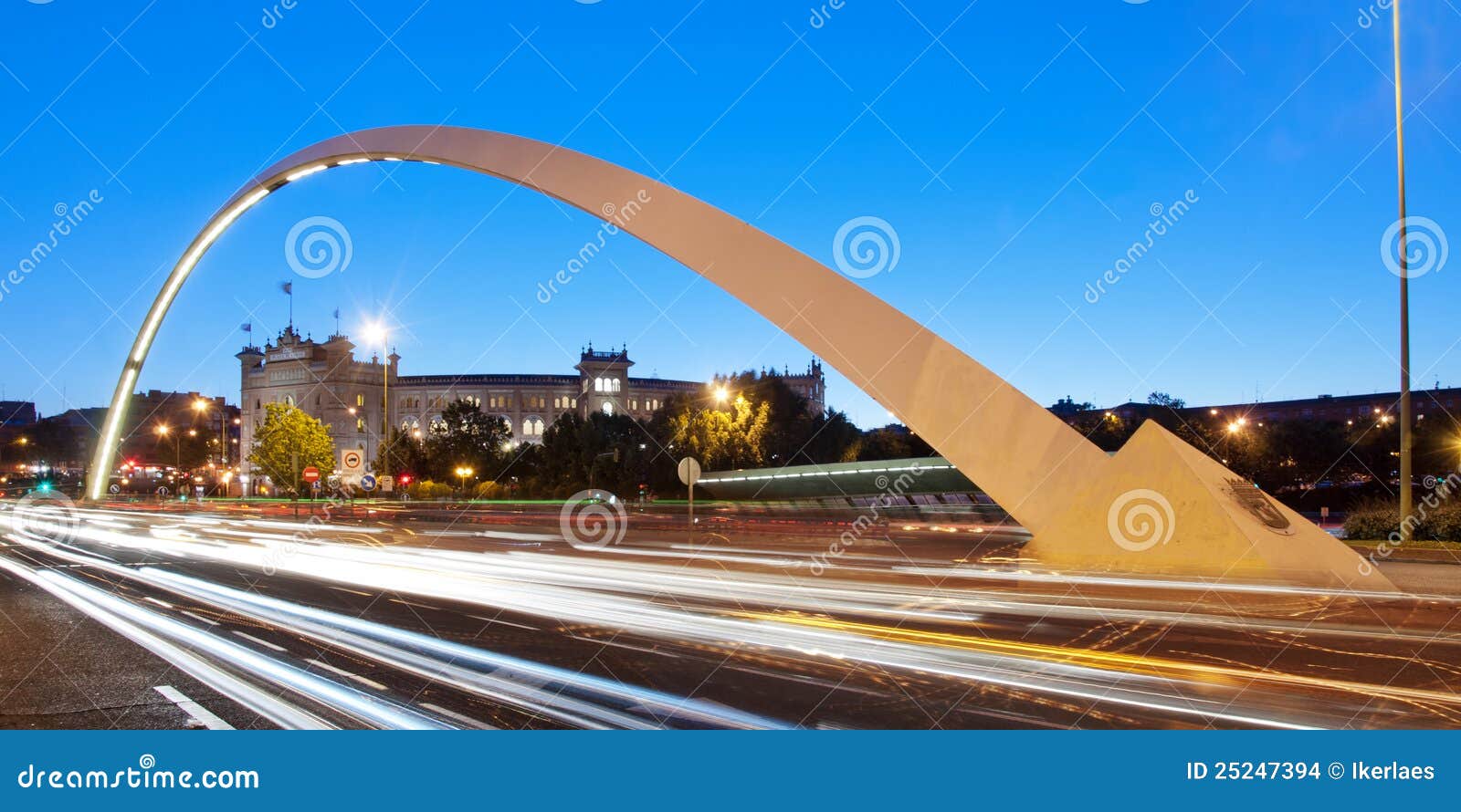 las ventas bridge and bullring (madrid) at dusk