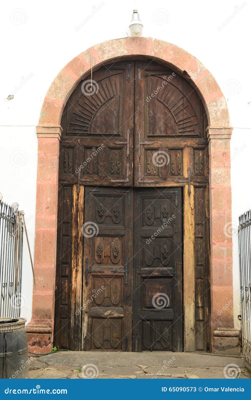 lateral door of taretan church