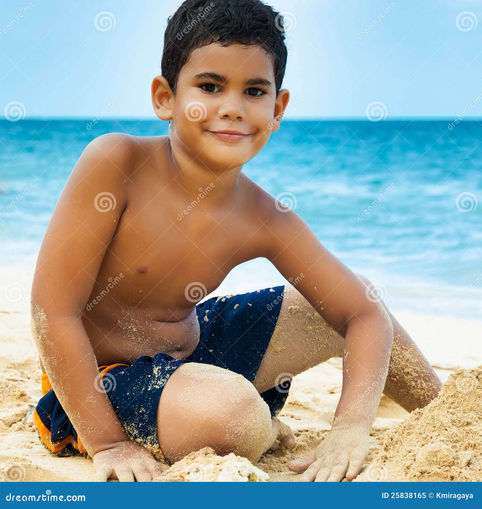 порно маленькие мальчики пляж фото 42