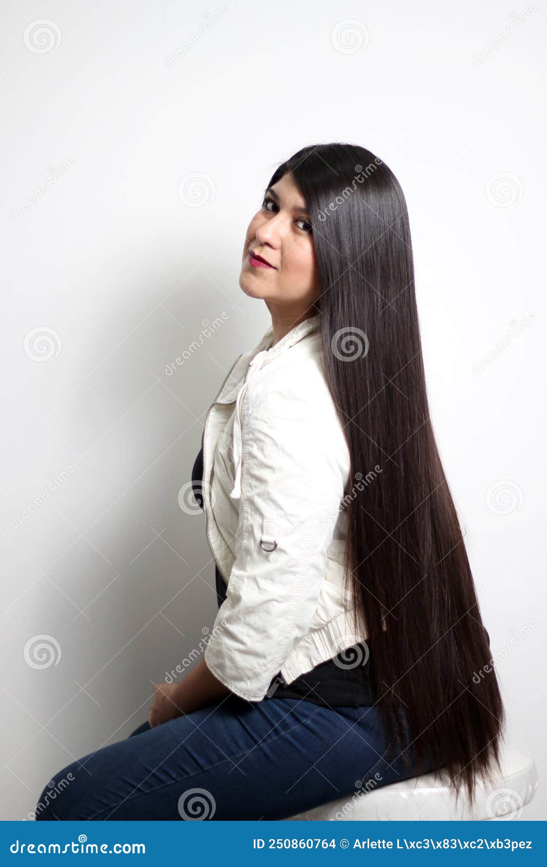 Latin Young Adult Woman Shows How Silky and Shiny Her Black Hair is, Very  Long, Straight, Very Happy and Proud of the Beautiful Ha Stock Image -  Image of latin, keratin: 249169119