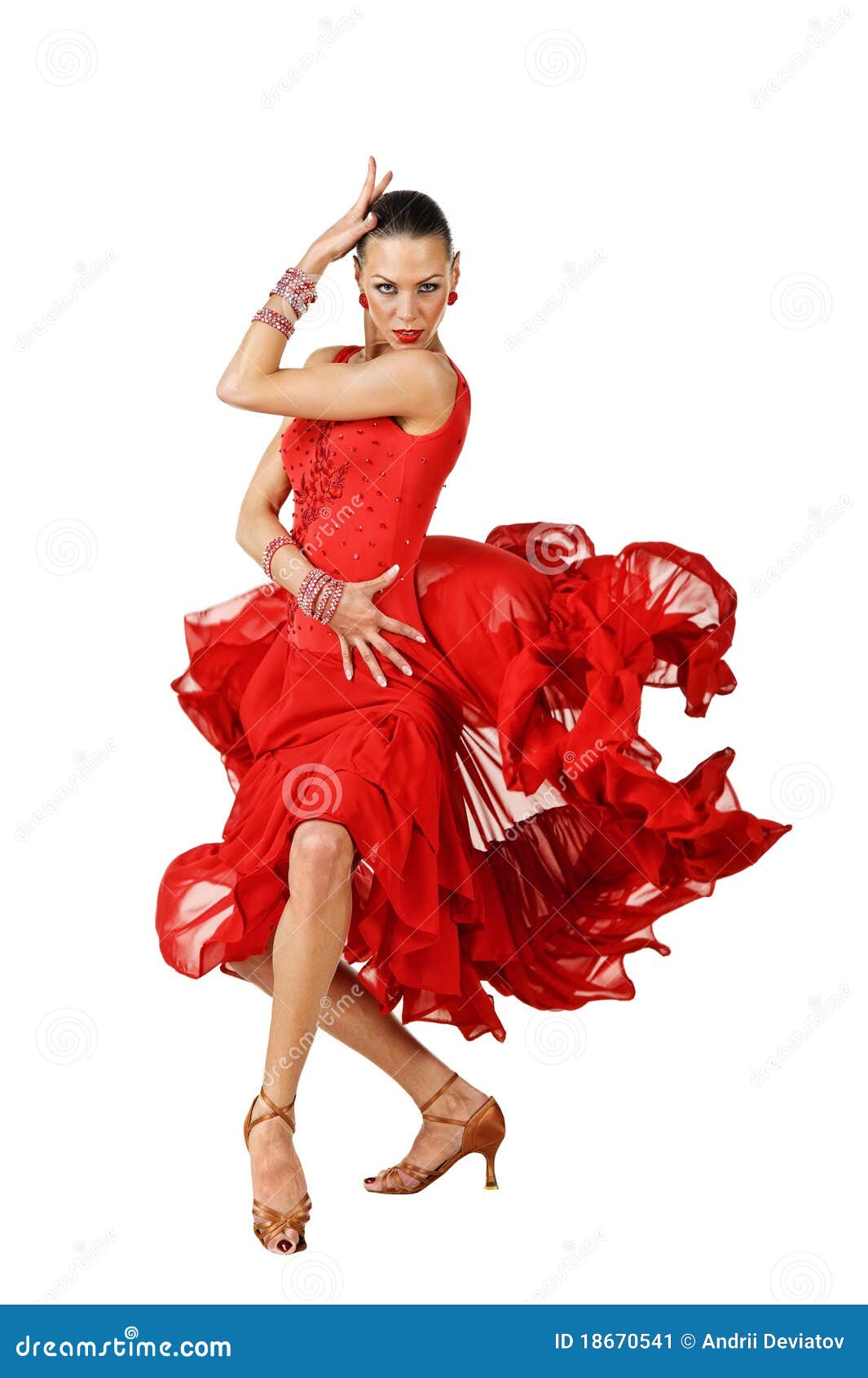 Thick Latina Dancing