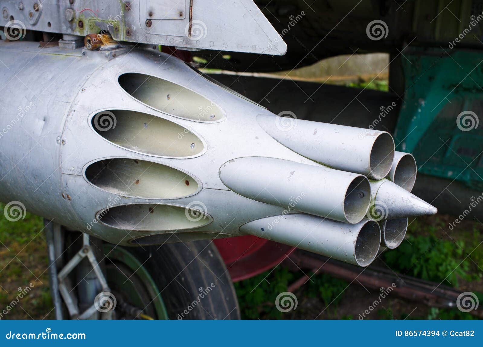 launcher of unguided missiles on the fighter