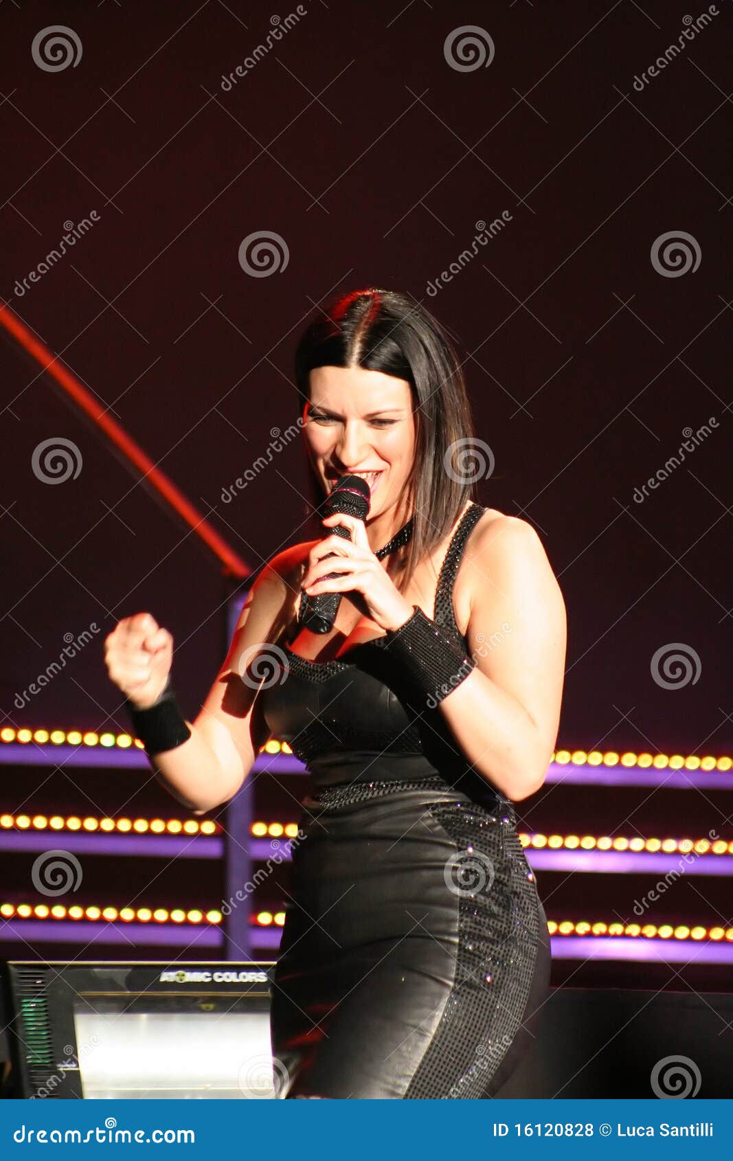 Laura Pausini Redaktionelles Stockfoto. Bild Von Italien - 16120828